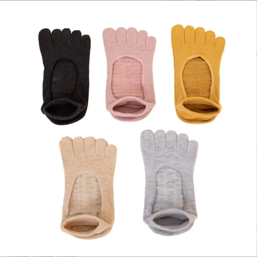 High Quality Anti-slip Yoga Pilates Socks Split Toe Solid Sport Socks Comfort with Grip Five-finger Socks Dance
High Quality Anti-slip Yoga Pilates Socks Split Toe Solid Sport Socks Comfort with Grip Five-finger Socks Dance