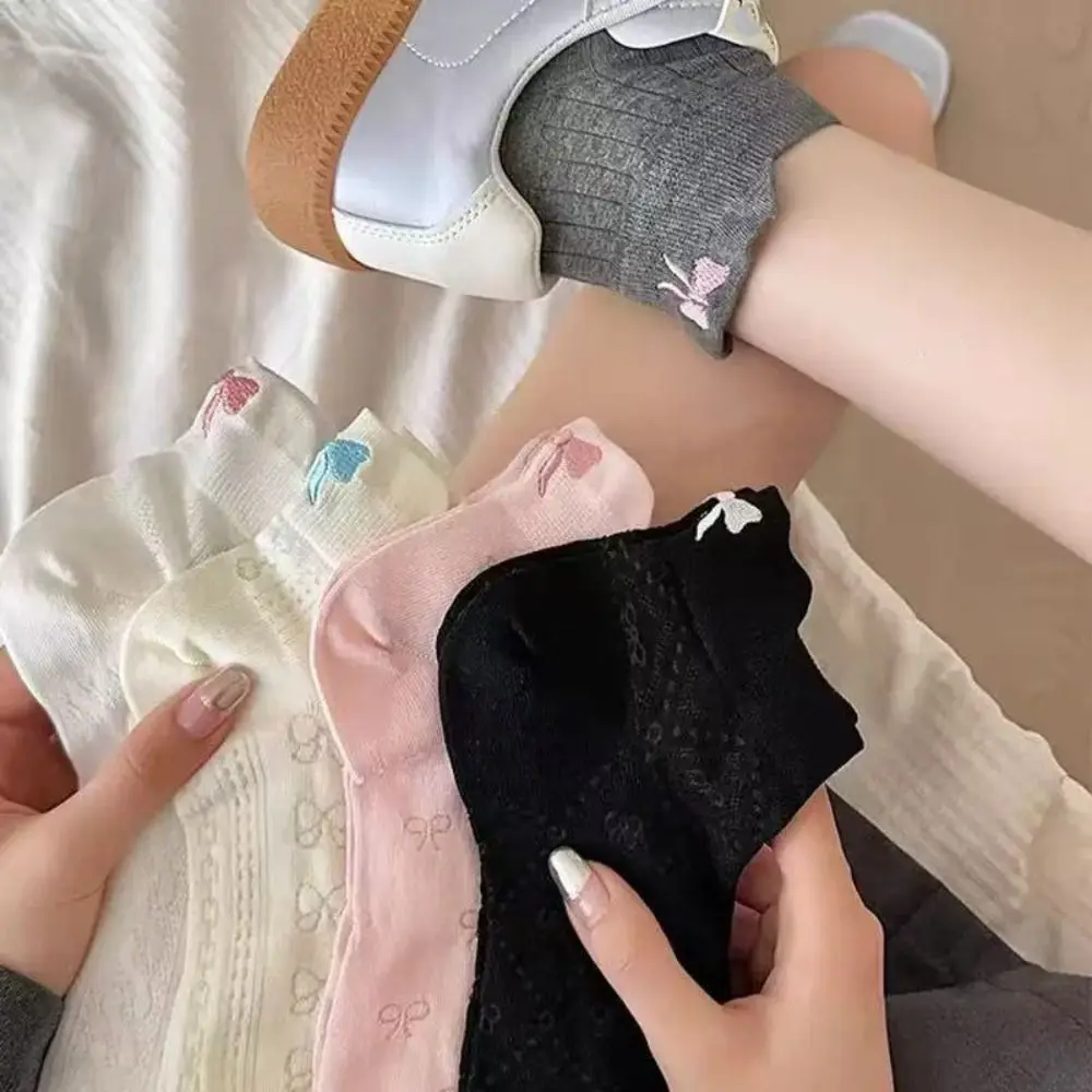 6Pairs Soft Mesh Embroidery Bow Socks Sweet Ins Style Ballet Tube Socks Lolita JK Breathable Socks Women Girl
6Pairs Soft Mesh Embroidery Bow Socks Sweet Ins Style Ballet Tube Socks Lolita JK Breathable Socks Women Girl
