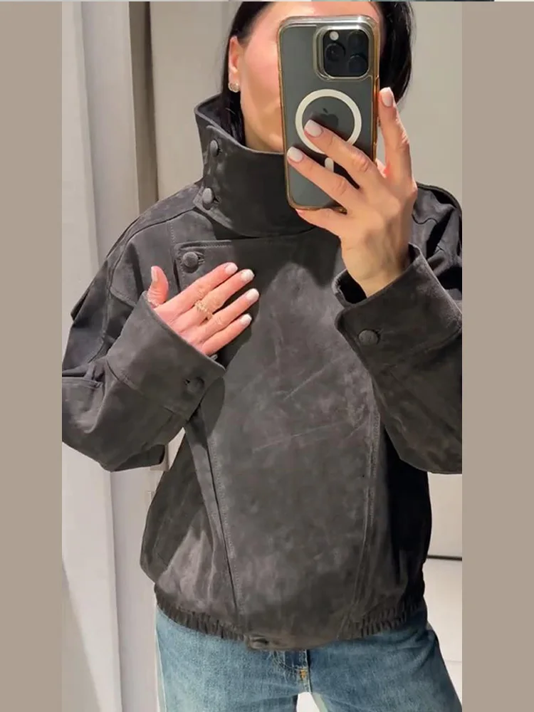 2026 Spring Dark Grey Suede Women's Bomber Jacket Loose Zipper Stand Collar Pockets Asymmetric Female Coat Fashion Lady Outwears
2026 Spring Dark Grey Suede Women's Bomber Jacket Loose Zipper Stand Collar Pockets Asymmetric Female Coat Fashion Lady Outwears