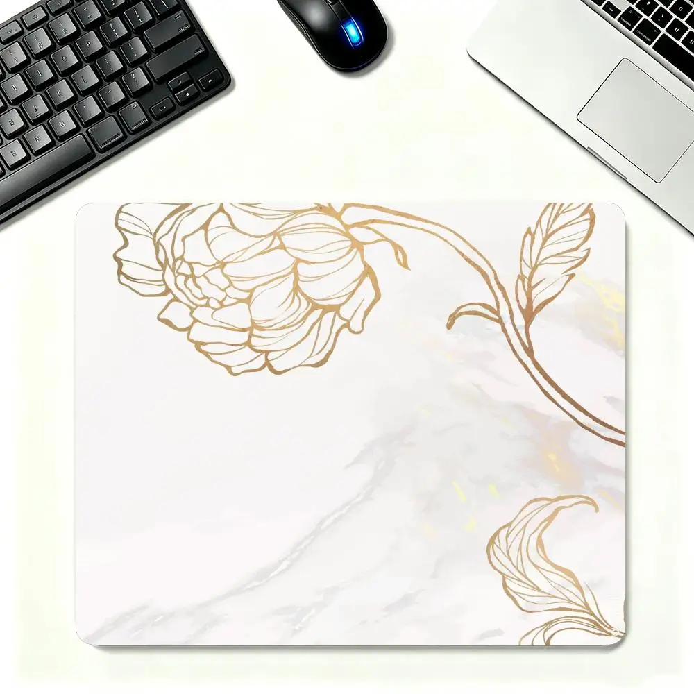 Mixed Wildflower Bouquet Pattern Desk Mat, Premium Bound Edge Non‑Slip Mouse Pad
Mixed Wildflower Bouquet Pattern Desk Mat, Premium Bound Edge Non‑Slip Mouse Pad
