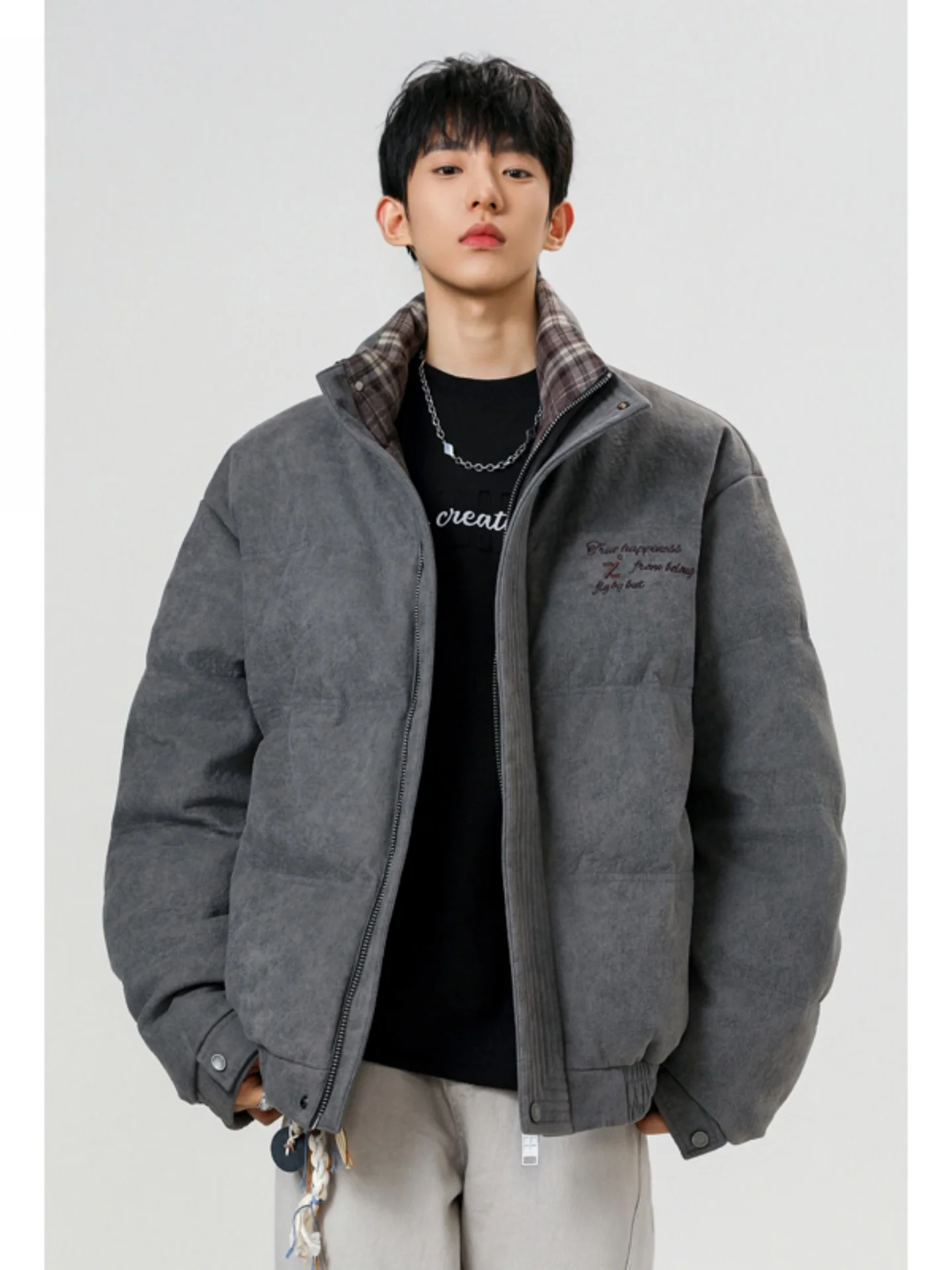 Мужская зимняя куртка-пуховик American Sle с воротником-стойкой, новая, белая, теплая, модная, повседневная, объемная, верхняя одежда премиум-класса
Мужская зимняя куртка-пуховик American Sle с воротником-стойкой, новая, белая, теплая, модная, повседневная, объемная, верхняя одежда премиум-класса