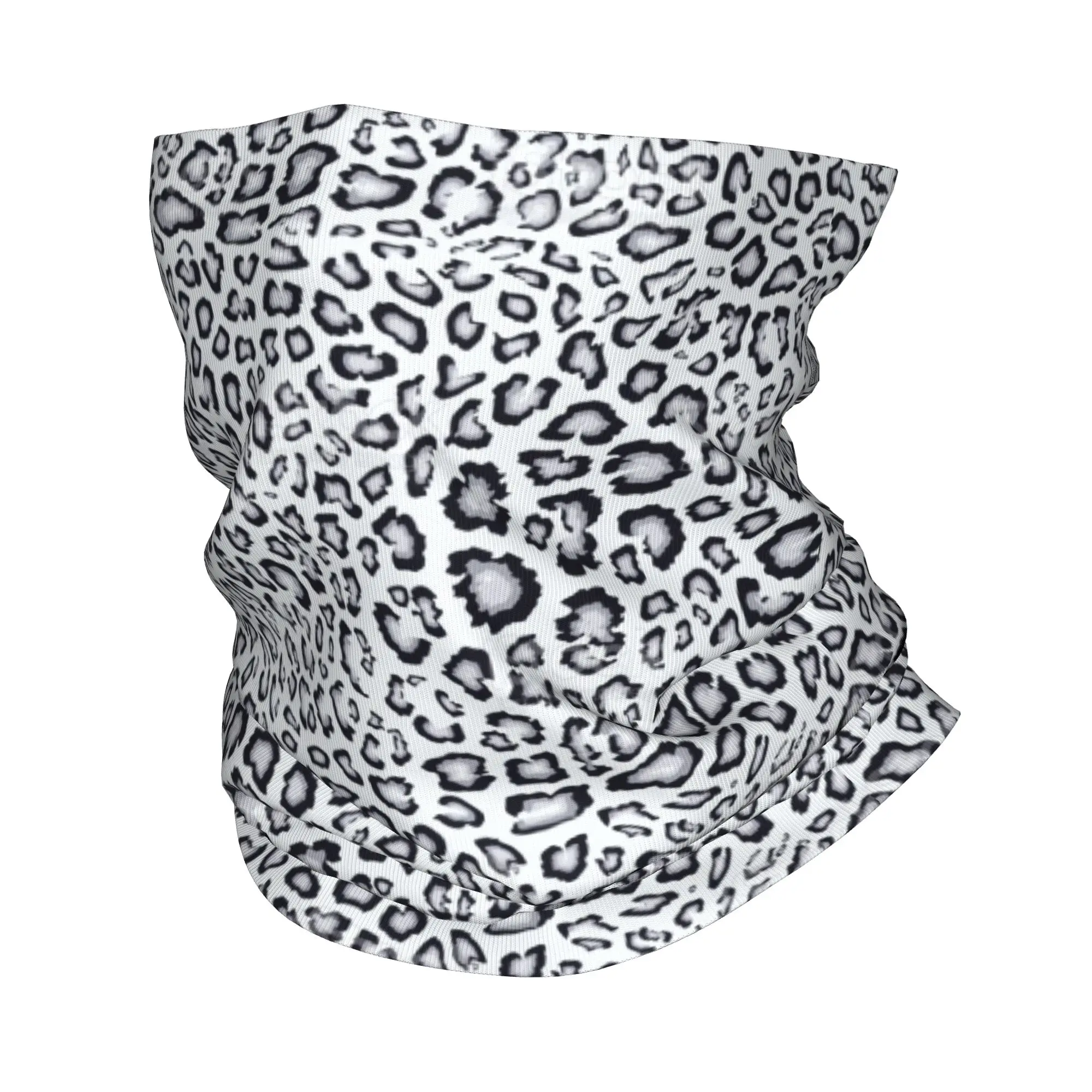 Custom Leopard Cheetah Skin Neck Gaiter Women Men UV Face Shield Winter Camouflage Bandana Scarf for Ski
Custom Leopard Cheetah Skin Neck Gaiter Women Men UV Face Shield Winter Camouflage Bandana Scarf for Ski