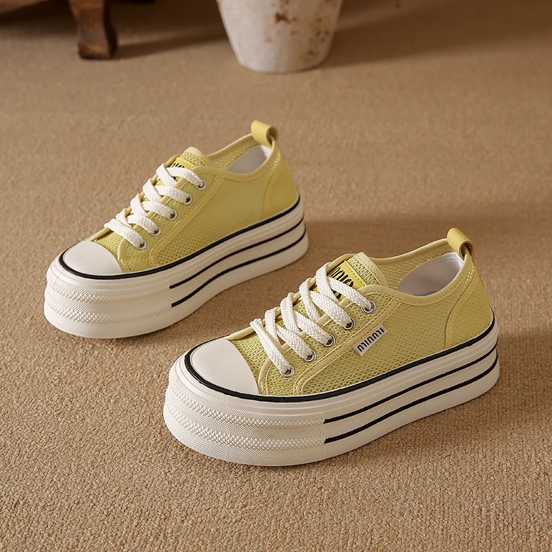 Женская парусиновая обувь на толстой подошве, туфли из дышащей сетчатой ткани, нескользящие белые кроссовки в корейском стиле 
Женская парусиновая обувь на толстой подошве, туфли из дышащей сетчатой ткани, нескользящие белые кроссовки в корейском стиле