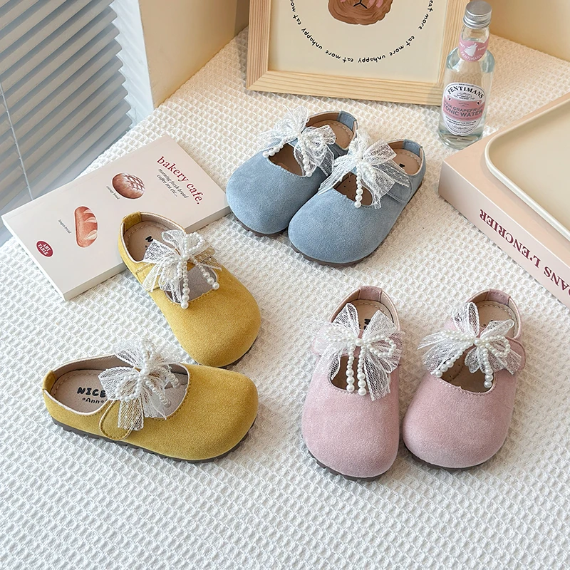 New Shoes lace pearl bow Toe girl Slippers Outdoor sandal 2025 Summer Sweet Retro Butterfly-knot non-slip slippers
New Shoes lace pearl bow Toe girl Slippers Outdoor sandal 2025 Summer Sweet Retro Butterfly-knot non-slip slippers