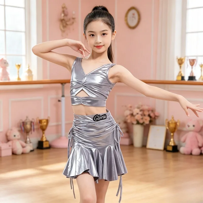 New Girls Silver Latin Dance Dress Set for Stage Performance & Cha Cha Rumba Practice performance accessories dance wear zym
New Girls Silver Latin Dance Dress Set for Stage Performance & Cha Cha Rumba Practice performance accessories dance wear zym