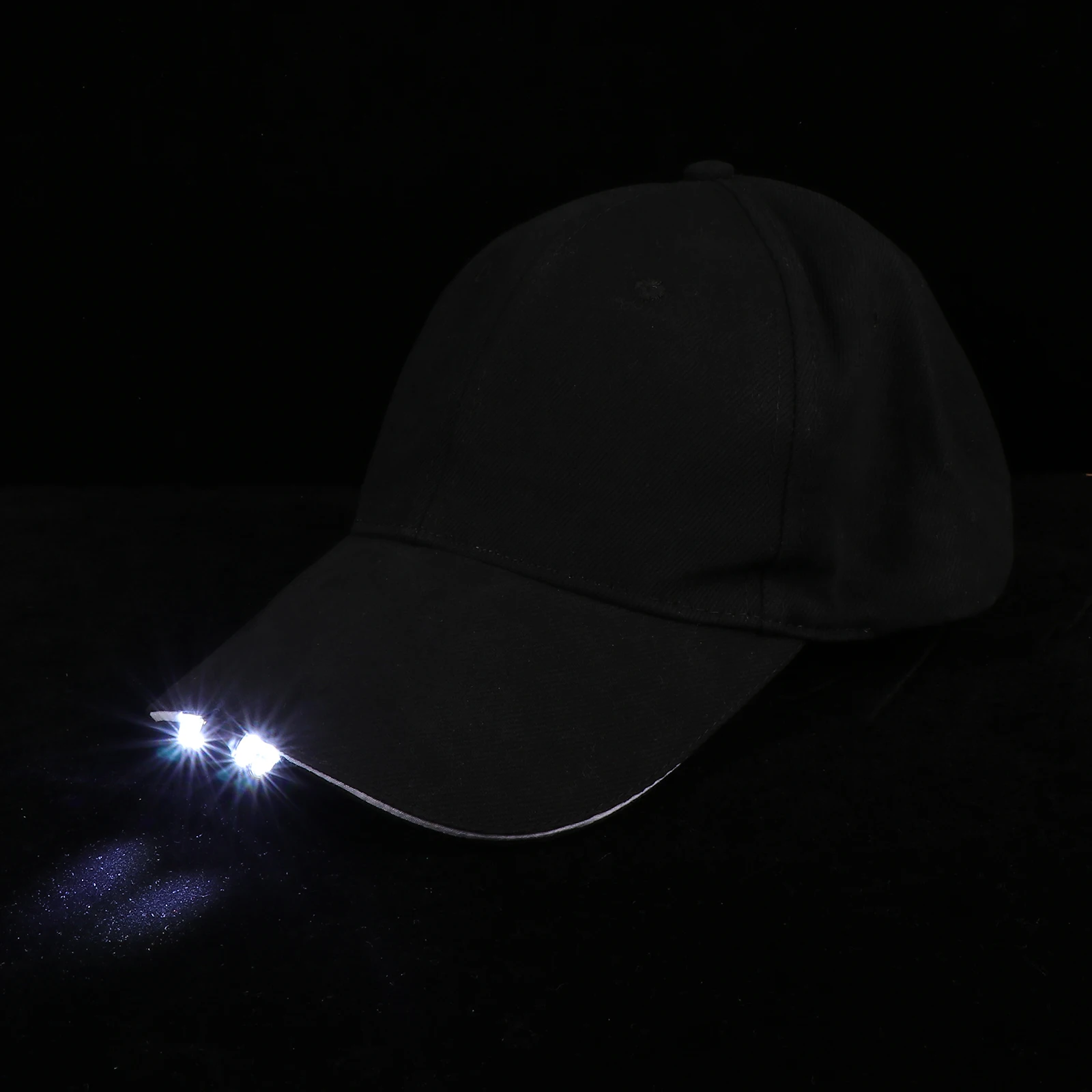 LED Light Cotton Baseball Cap Outdoor Lighting Night Cotton Baseball Hat Running Supply Adjustable Male Design Peaked Hat
LED Light Cotton Baseball Cap Outdoor Lighting Night Cotton Baseball Hat Running Supply Adjustable Male Design Peaked Hat