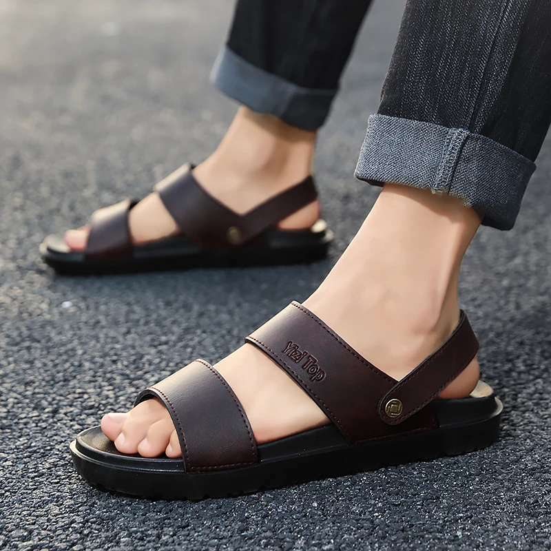 Мужские тапочки для верхней одежды, лето 2024, новые повседневные пляжные сандалии, уличные сандалии двойного назначения большого размера, износостойкие, противоскользящие 
Мужские тапочки для верхней одежды, лето 2024, новые повседневные пляжные сандалии, уличные сандалии двойного назначения большого размера, износостойкие, противоскользящие