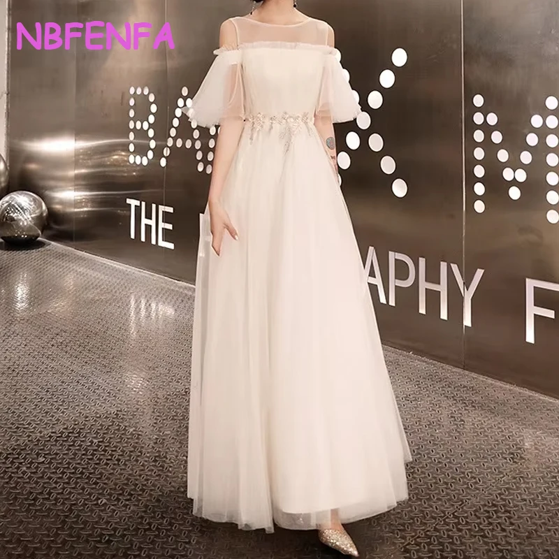 Элегантные белые вечерние платья с открытыми плечами Sweet 2025, платья Quinceanera с аппликацией, модные тюлевые трапециевидные выпускные банкетные платья
Элегантные белые вечерние платья с открытыми плечами Sweet 2025, платья Quinceanera с аппликацией, модные тюлевые трапециевидные выпускные банкетные платья