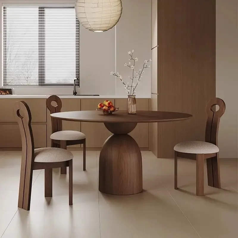 Retro walnut wind solid wood round table household small apartment designer round dining table French round dining
Retro walnut wind solid wood round table household small apartment designer round dining table French round dining