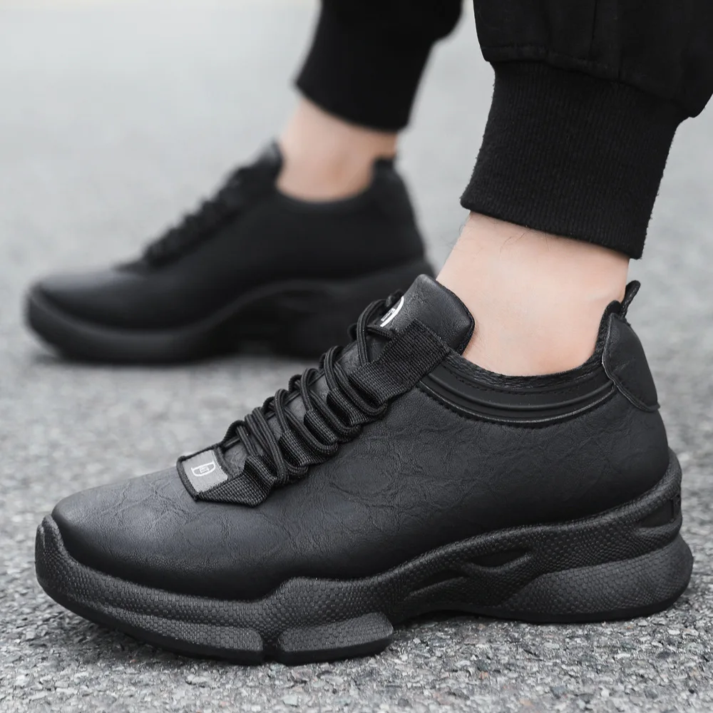 Men's and women's running shoes, versatile casual shoes, lightweight and soft soled outdoor sports shoes
Men's and women's running shoes, versatile casual shoes, lightweight and soft soled outdoor sports shoes