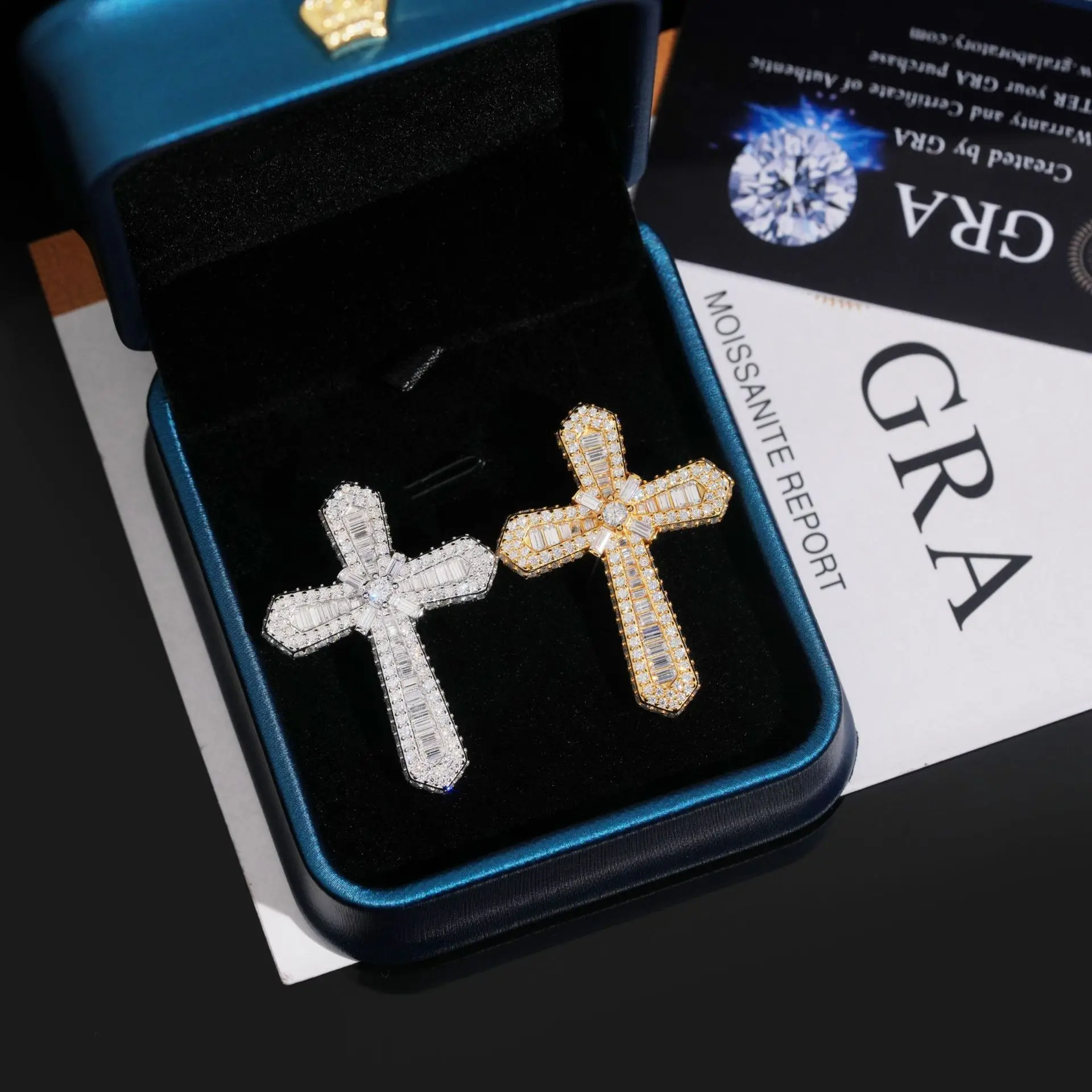 Iced Out Cross Pendants. 925 Silver with Moissanite Inlay, Hip-Hop Bow Cross Pendant, Mother's Day and Father's Day Gifts
Iced Out Cross Pendants. 925 Silver with Moissanite Inlay, Hip-Hop Bow Cross Pendant, Mother's Day and Father's Day Gifts