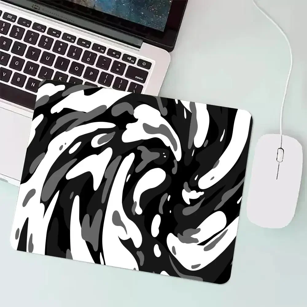 Trend Small Gaming Mouse Pad Liquid Desk Mat Non-Slip Rubber Game Mouse Mat Computer Keyboard Mats Pad small Mousepad Gamer
Trend Small Gaming Mouse Pad Liquid Desk Mat Non-Slip Rubber Game Mouse Mat Computer Keyboard Mats Pad small Mousepad Gamer
