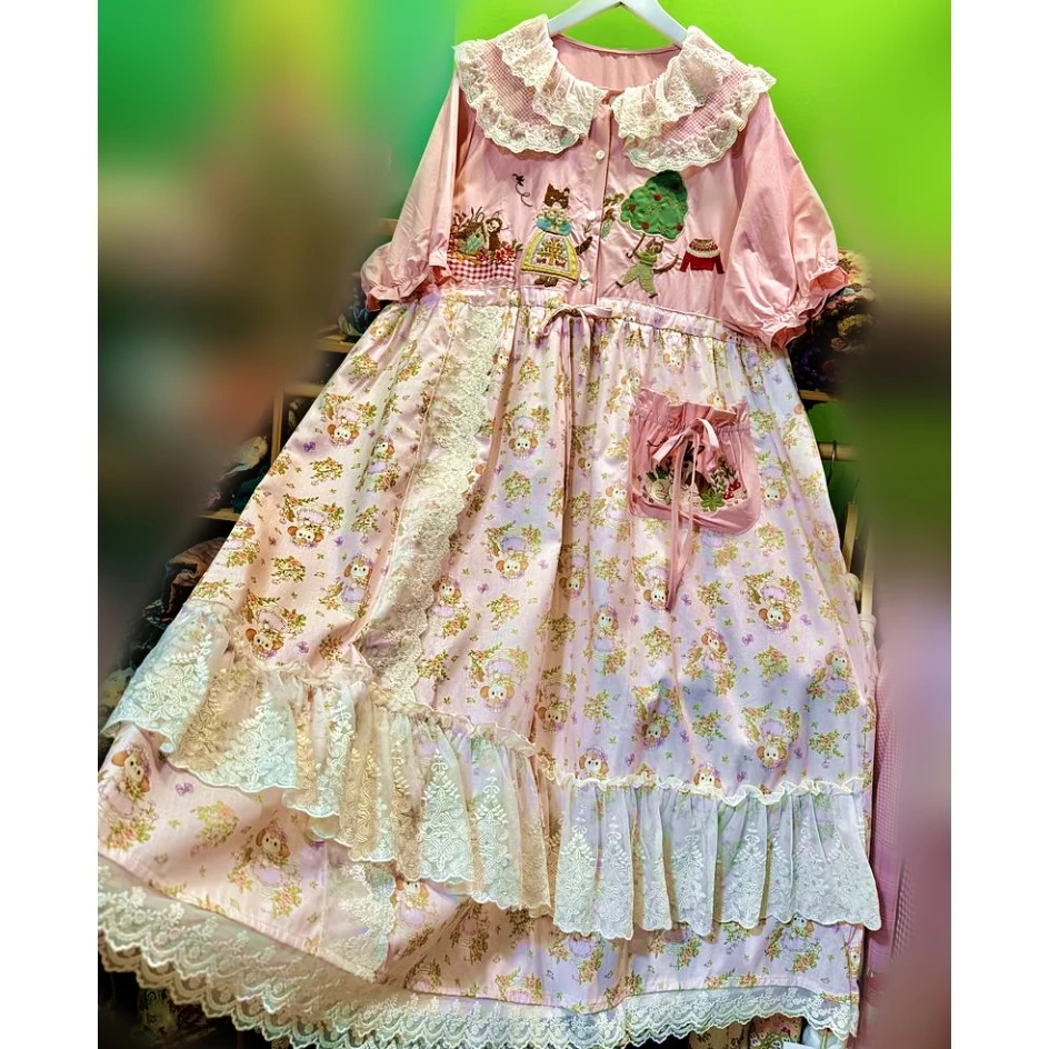 Women Cotton Patchwork Tiered Lace Rococo Evening Mori Girl Long Dress Vintage Cottagecore Goblincore Sweet Lolita Midi Dress
Women Cotton Patchwork Tiered Lace Rococo Evening Mori Girl Long Dress Vintage Cottagecore Goblincore Sweet Lolita Midi Dress