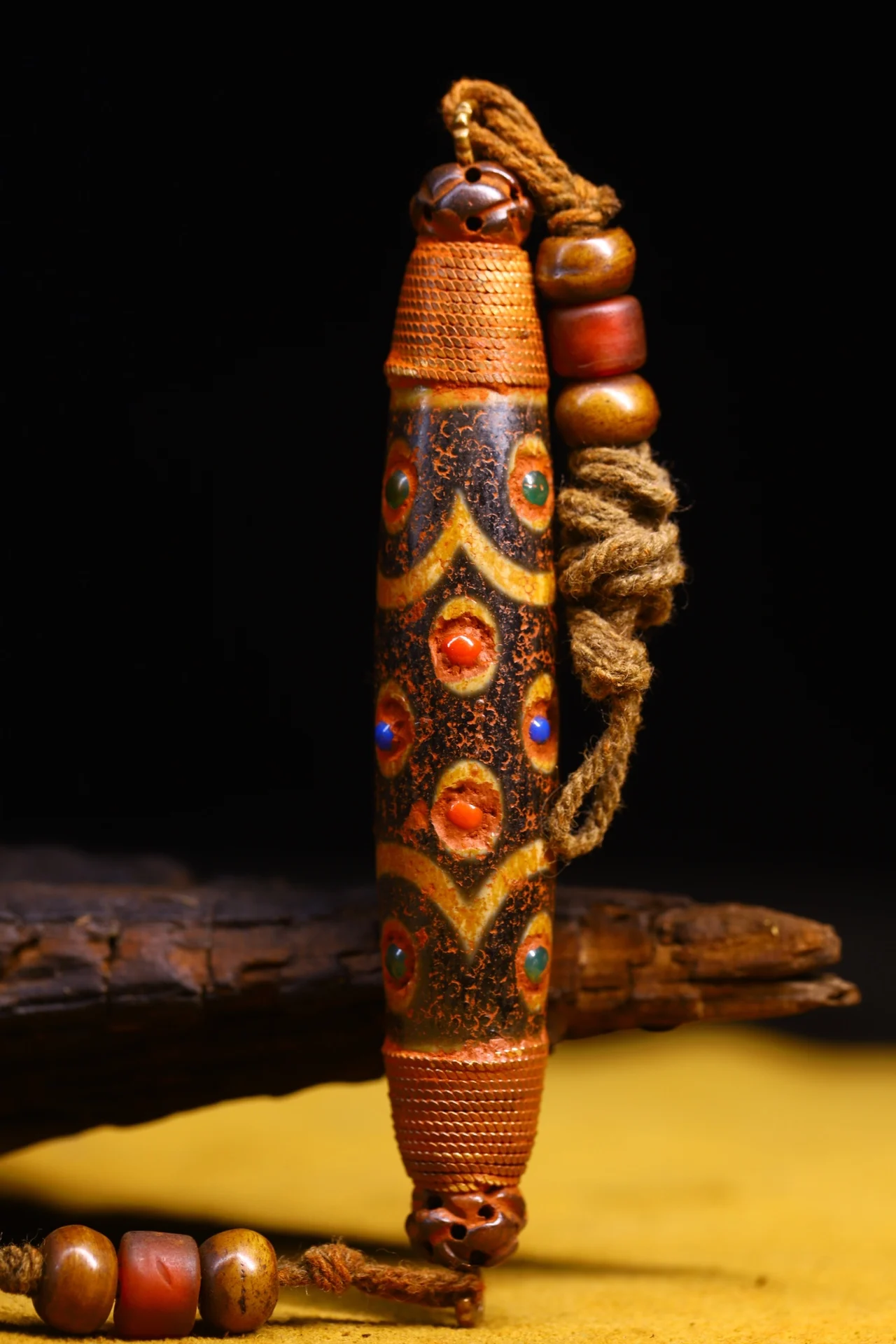 4"Tibetan Temple Collection Old Natural Agate Cinnabar Mosaic Gem gZi Beads Nine eyes Amulet Dharma Town House Exorcism
4"Tibetan Temple Collection Old Natural Agate Cinnabar Mosaic Gem gZi Beads Nine eyes Amulet Dharma Town House Exorcism