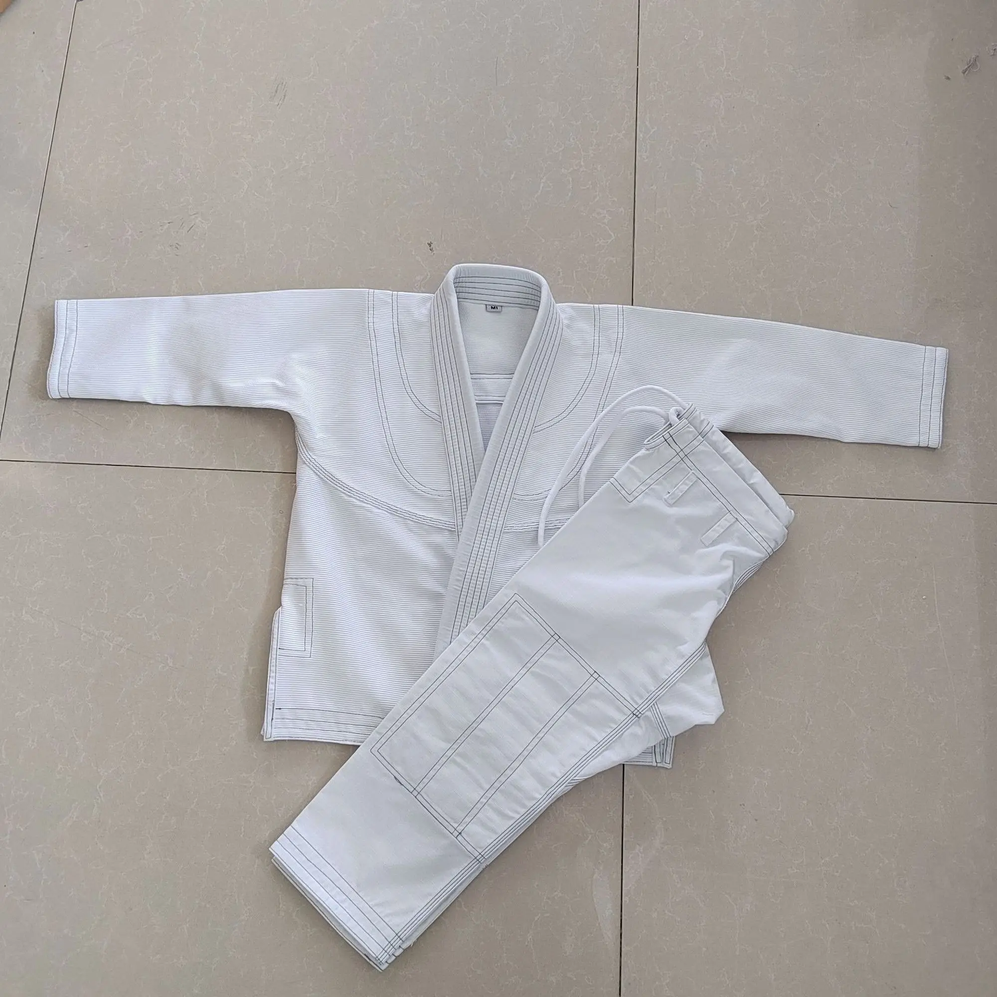 Brazilian Jiu Jitsu Taoist Robe Anti-Wear Clothing Male and Female Professional Training New Clothes Thickened
Brazilian Jiu Jitsu Taoist Robe Anti-Wear Clothing Male and Female Professional Training New Clothes Thickened