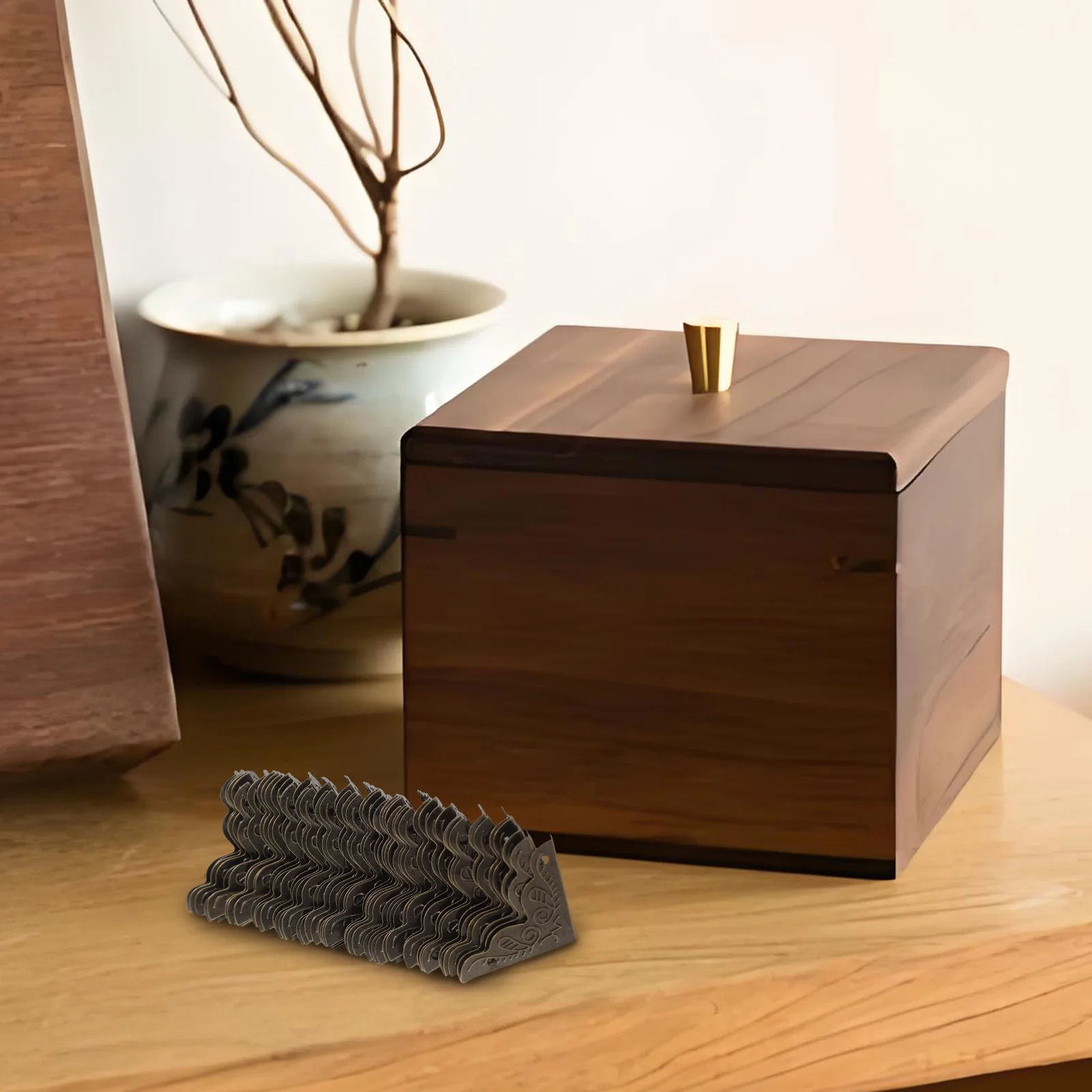 48Pcs Chic Retro Box Corner Protectors Vintage Style Zinc Alloy Furniture Guards No Burrs Use Decoration
48Pcs Chic Retro Box Corner Protectors Vintage Style Zinc Alloy Furniture Guards No Burrs Use Decoration