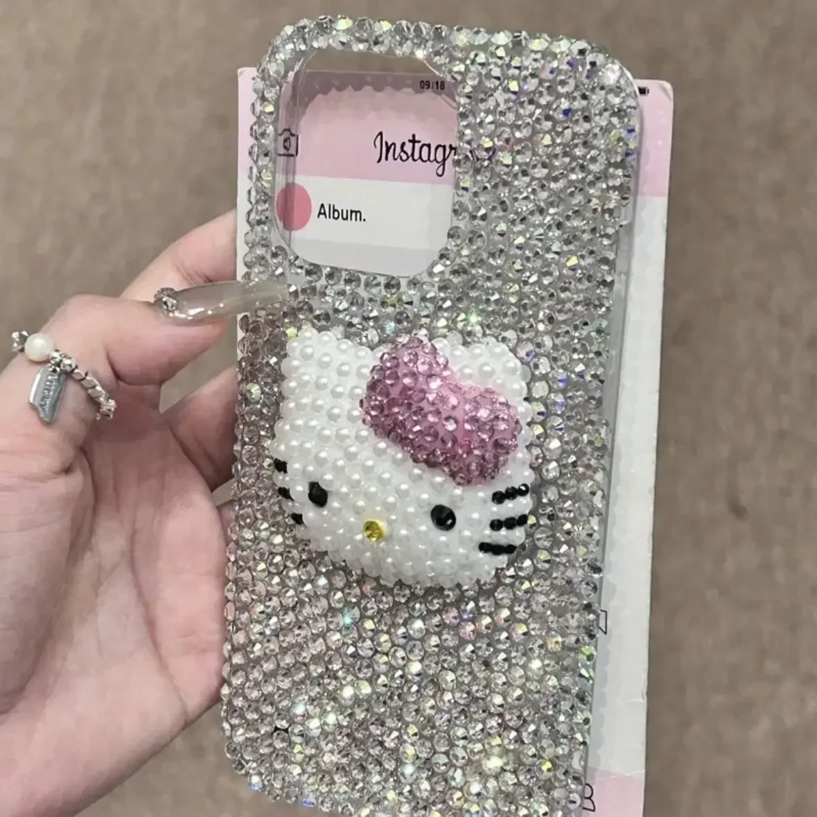 Чехол для мобильного телефона Sanrio Hello Kitty Ipone 15 Pro Max с рисунком бриллианта, светильник принцессы, роскошный чехол для мобильного телефона Ipone 14 Kawaii
Чехол для мобильного телефона Sanrio Hello Kitty Ipone 15 Pro Max с рисунком бриллианта, светильник принцессы, роскошный чехол для мобильного телефона Ipone 14 Kawaii