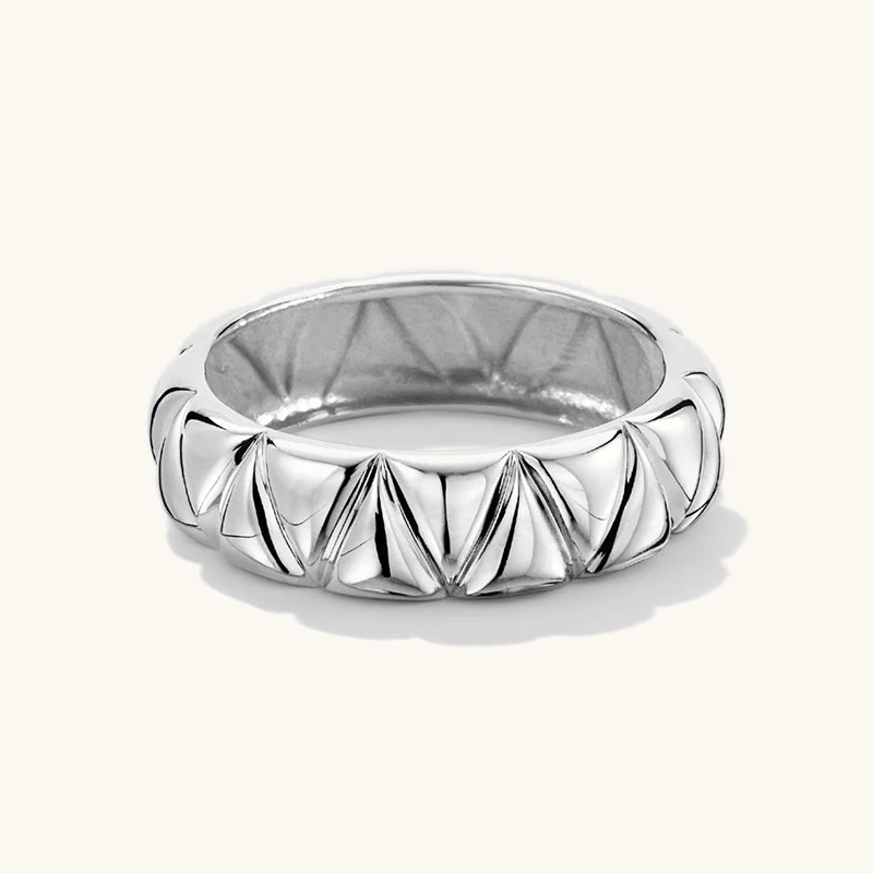 925 Sterling Silver Original Certificate Personality Triangle Ring For Women Luxury Fashion Free Shipping Fine Jewelry
925 Sterling Silver Original Certificate Personality Triangle Ring For Women Luxury Fashion Free Shipping Fine Jewelry