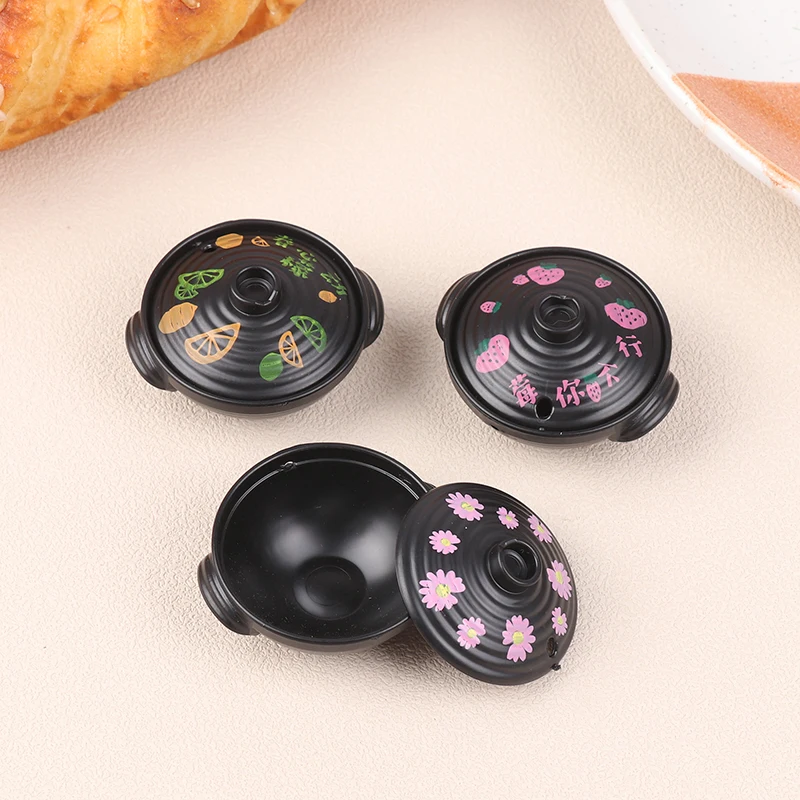 1pcs Dollhouse Miniature Metal Cooking Soup Pot Cookware With Lip Dollhouse Kitchen Accessories
1pcs Dollhouse Miniature Metal Cooking Soup Pot Cookware With Lip Dollhouse Kitchen Accessories
