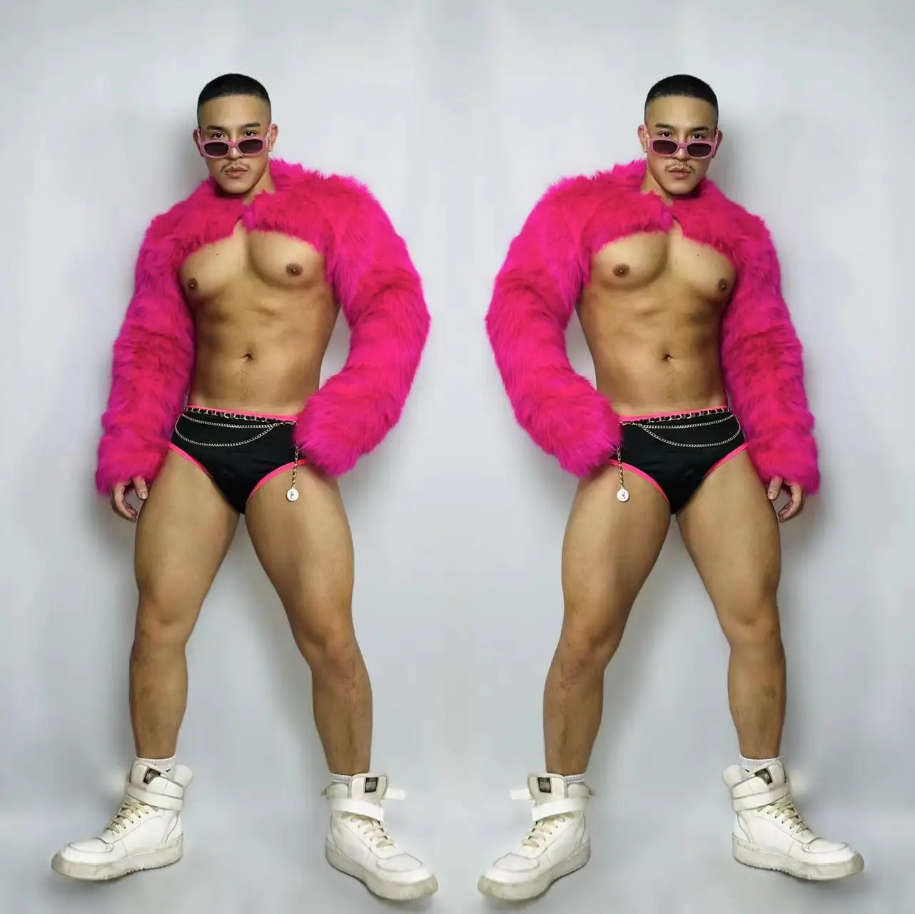 Muscle Man Club Show Rave Party Dance Costume Faux Fur Shoulder Sleeve Shorts Outfits DJ Dancer Gogo Performance Stage Wear
Muscle Man Club Show Rave Party Dance Costume Faux Fur Shoulder Sleeve Shorts Outfits DJ Dancer Gogo Performance Stage Wear