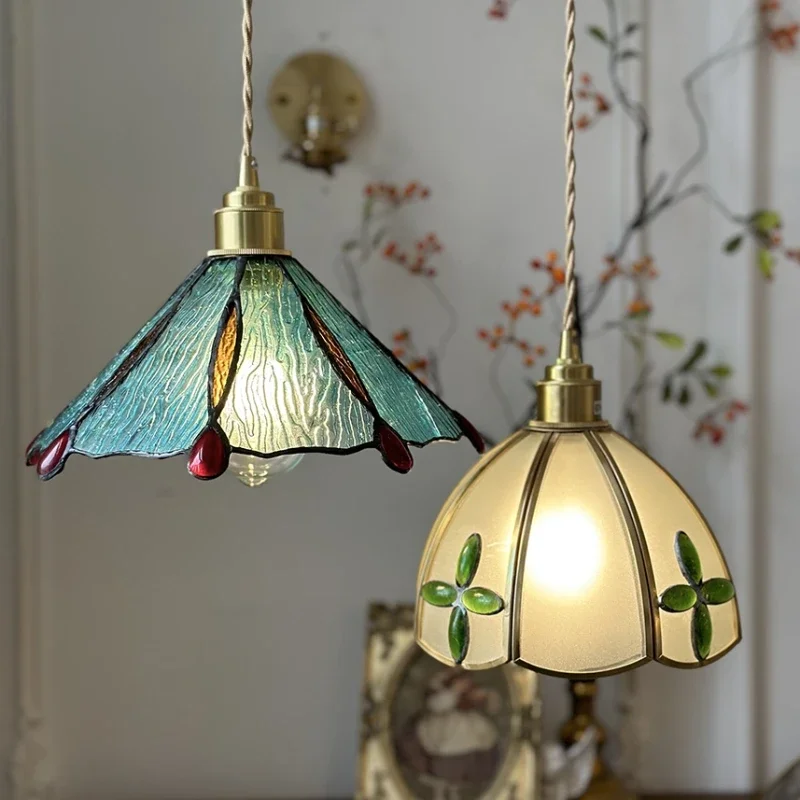 Vintage American idyllic Japanese style bedside aisle restaurant B&B bar brass clover glass chandelier
Vintage American idyllic Japanese style bedside aisle restaurant B&B bar brass clover glass chandelier