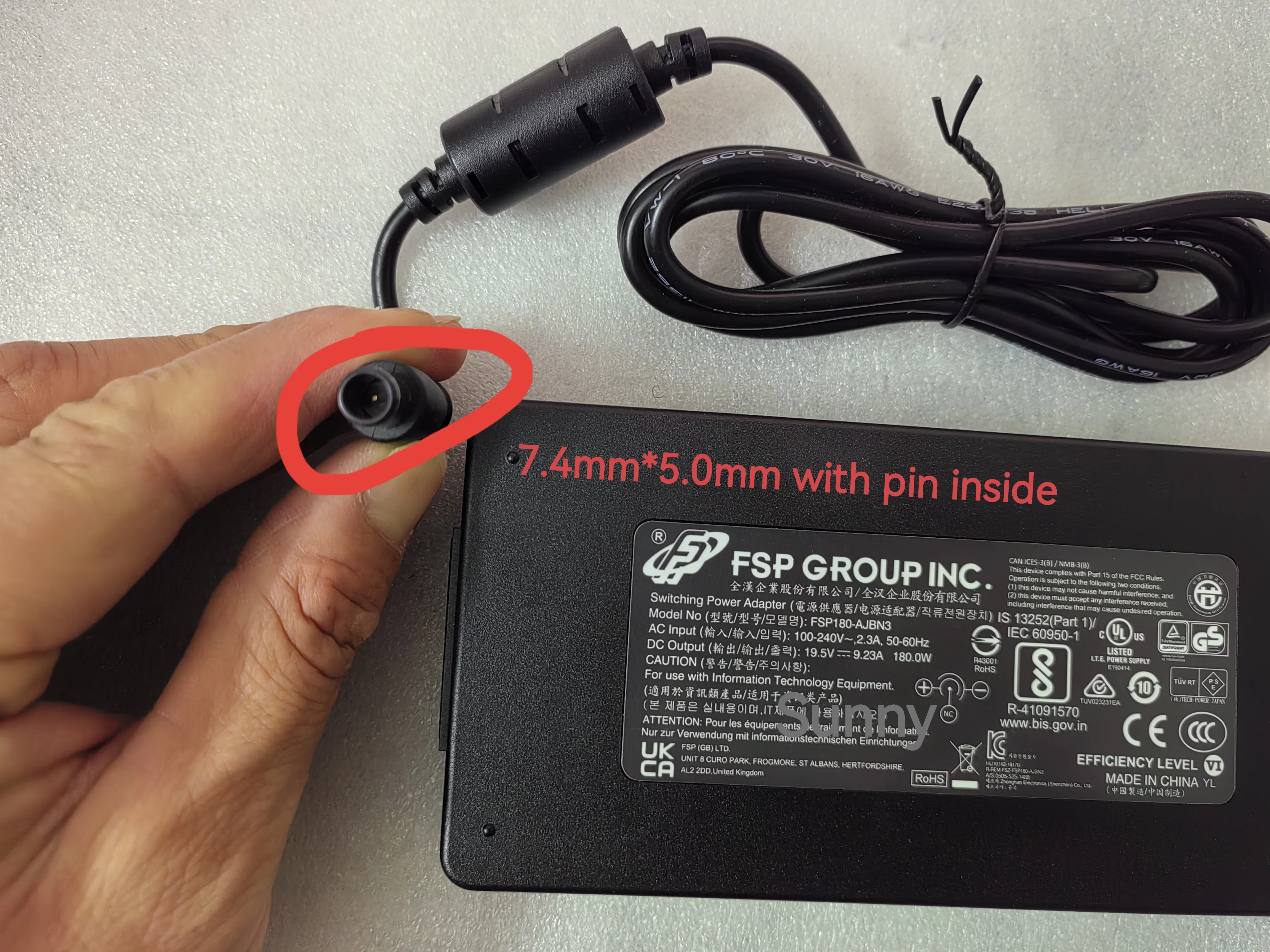 НОВЫЙ OEM FSP 19,5 В 9,23 А FSP180-AJBN3 7,4 мм 180 Вт адаптер переменного тока для Caldigit TS3 + PLUS Thunderbolt 3 Dock оригинальное зарядное устройство
НОВЫЙ OEM FSP 19,5 В 9,23 А FSP180-AJBN3 7,4 мм 180 Вт адаптер переменного тока для Caldigit TS3 + PLUS Thunderbolt 3 Dock оригинальное зарядное устройство