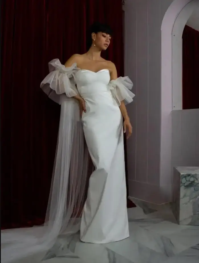 Полуногие лондонские свадебные платья и отделяет фату на плечах из тюля, индивидуальный цвет
Полуногие лондонские свадебные платья и отделяет фату на плечах из тюля, индивидуальный цвет