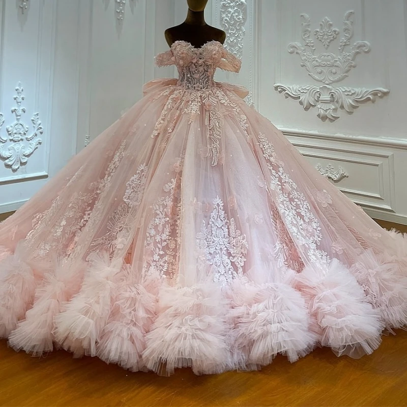 Pink Quinceanera Dresses Ball Gown Off The Shoulder Applique Flower Beading Bow Tiered Tull Corset Party Birthday Sweet 16 Dress
Pink Quinceanera Dresses Ball Gown Off The Shoulder Applique Flower Beading Bow Tiered Tull Corset Party Birthday Sweet 16 Dress