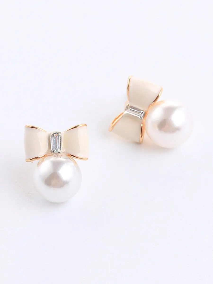 Bow Detail Faux Pearl Stud Earrings For Women Romantic Jewelry
Bow Detail Faux Pearl Stud Earrings For Women Romantic Jewelry
