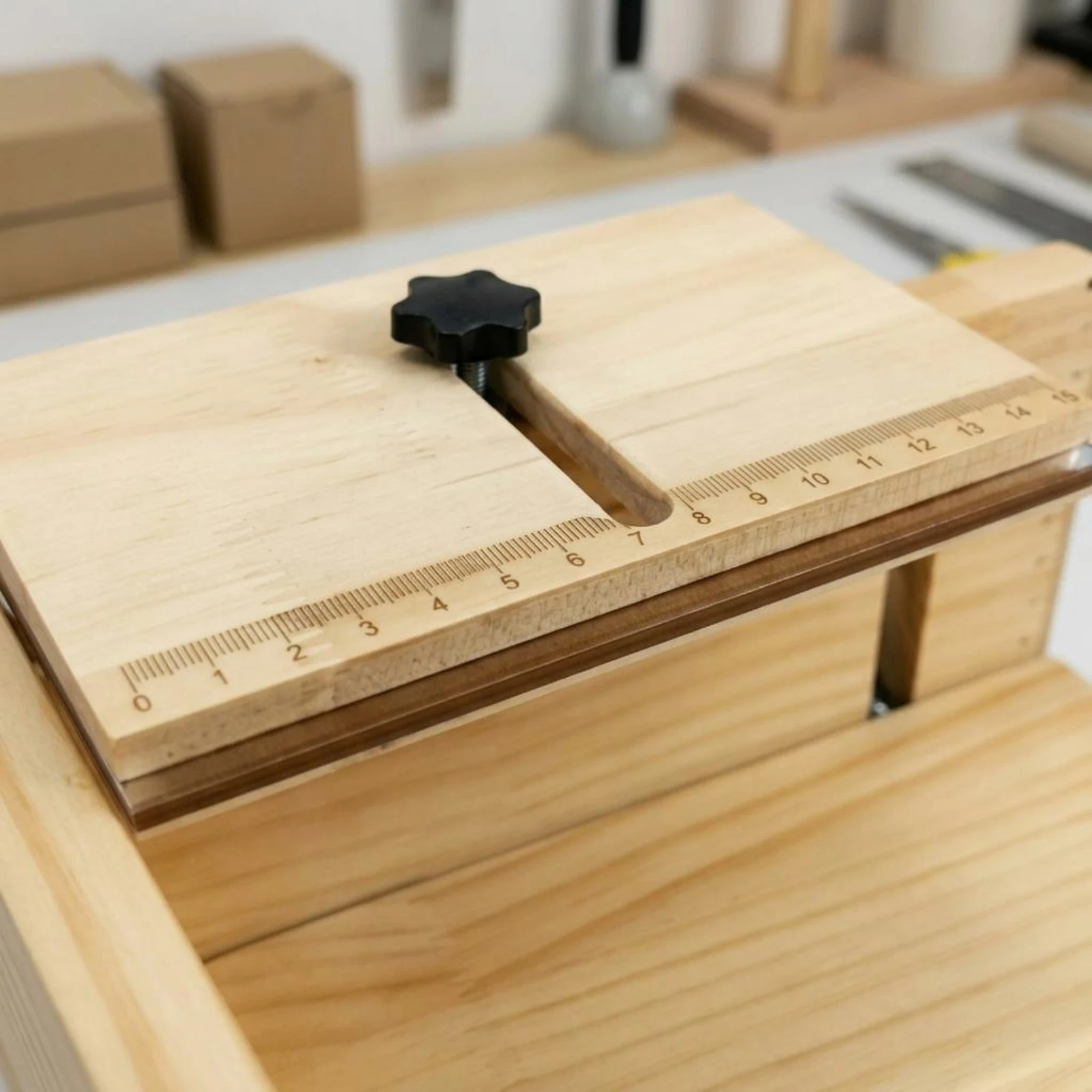 Manual Label Positioning Stand Built-in Ruler Scale Wooden Label Stand Work Aid Tabletop Hand-Operated
Manual Label Positioning Stand Built-in Ruler Scale Wooden Label Stand Work Aid Tabletop Hand-Operated
