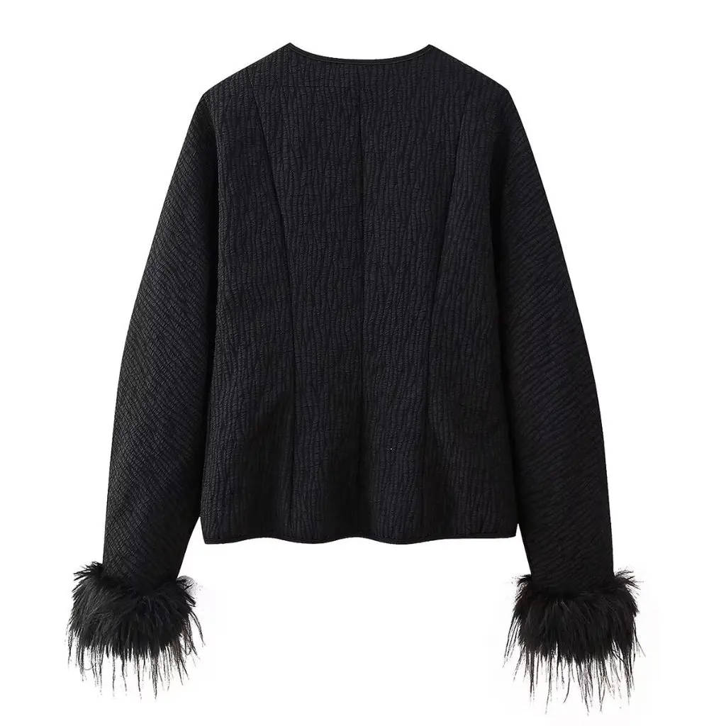 Women's Fashion Casual Cotton Outwear Jacket with Furry Sleeves European And American Style Autumn Winter New
Women's Fashion Casual Cotton Outwear Jacket with Furry Sleeves European And American Style Autumn Winter New