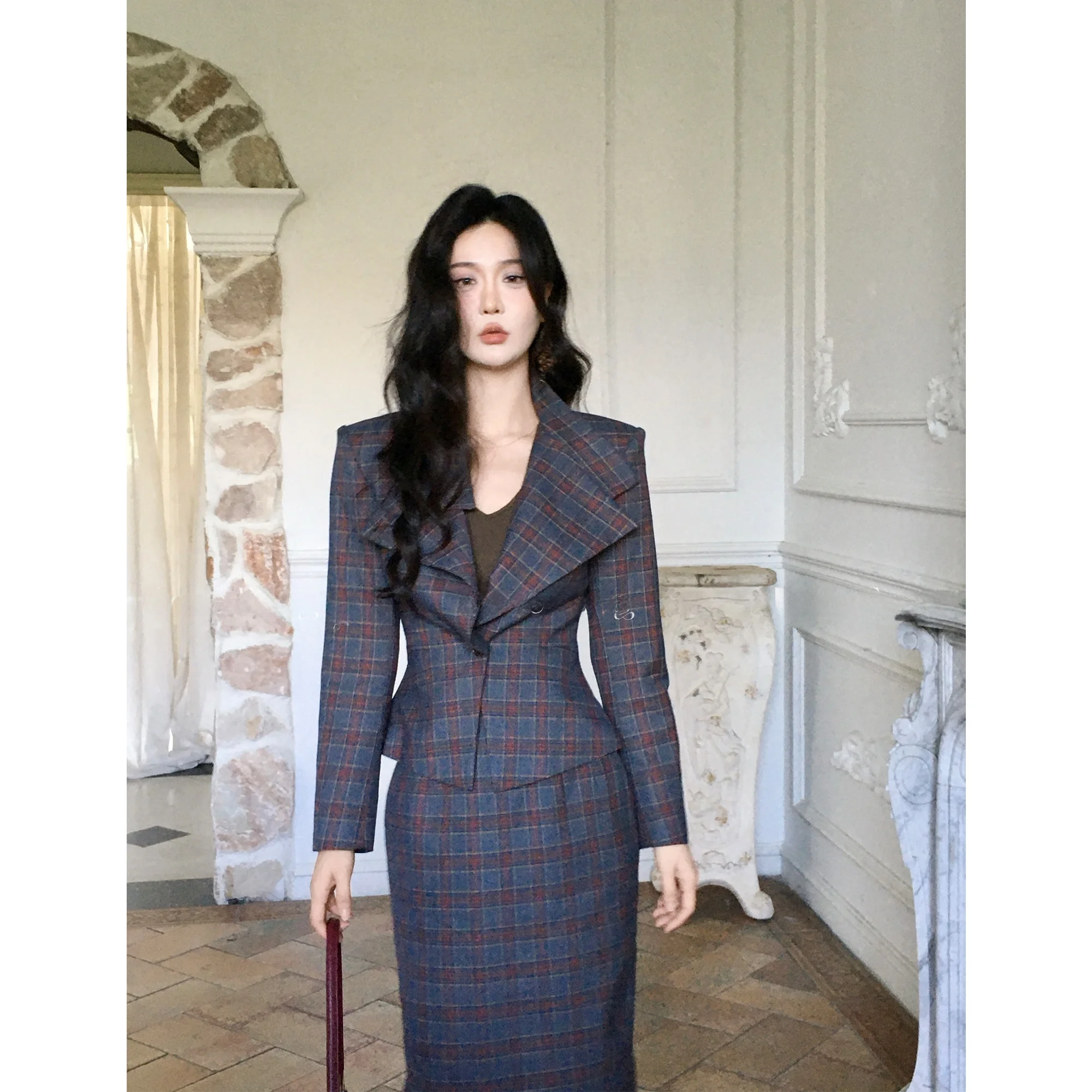 Комплект RoseFang: пальто с длинными рукавами и юбка с завышенной талией для женщин, коллекция Early Spring Original Workplace New Rich Sle
Комплект RoseFang: пальто с длинными рукавами и юбка с завышенной талией для женщин, коллекция Early Spring Original Workplace New Rich Sle