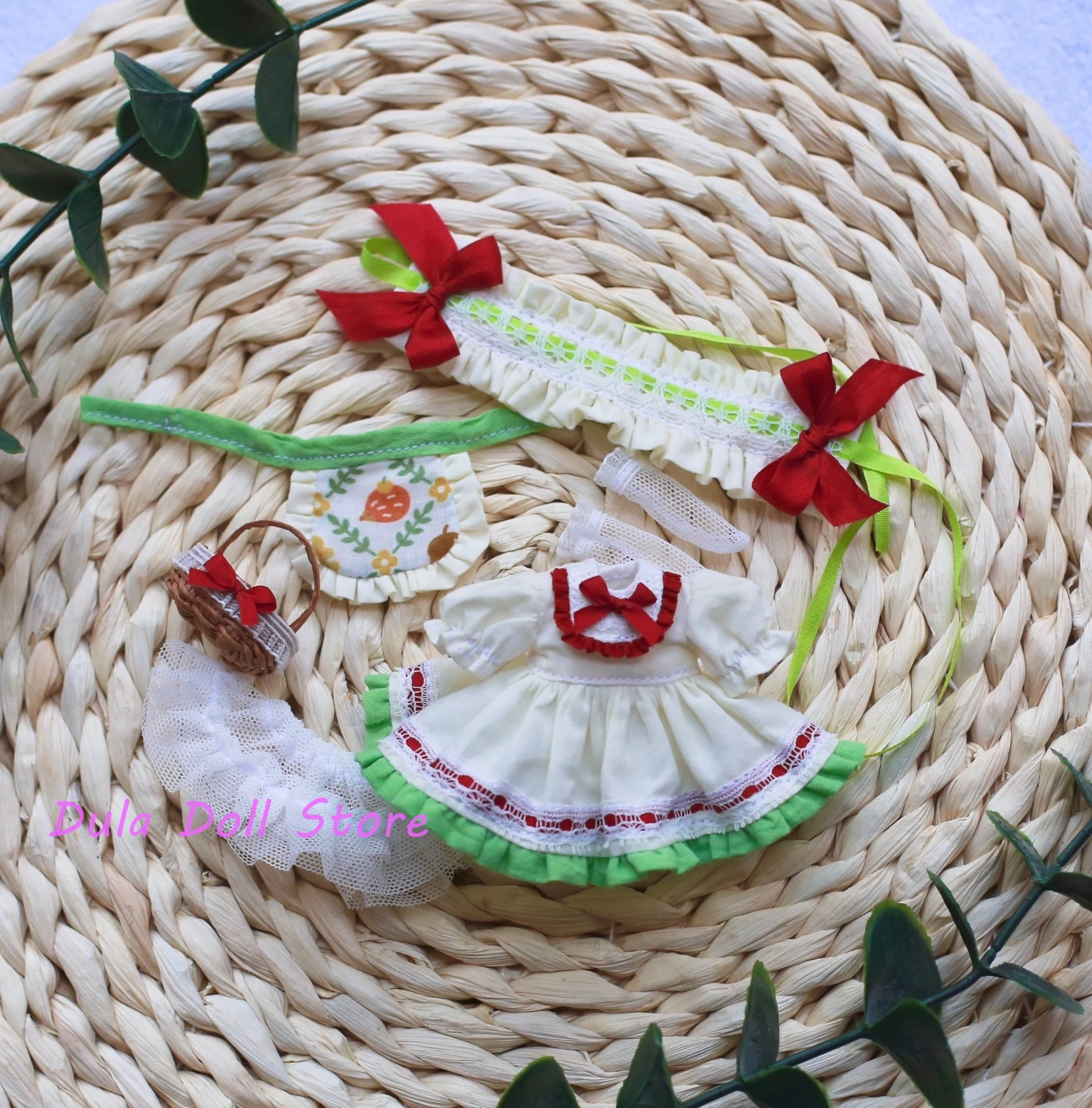 2026 Dula Doll Clothes Light yellow green dress set for ob11 GSC doll
2026 Dula Doll Clothes Light yellow green dress set for ob11 GSC doll