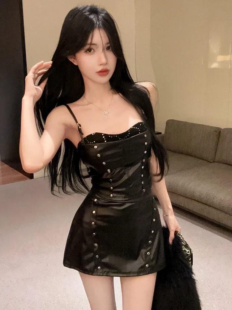 Sexy Spicy PU Leather Strap Vest Motorcycle Girl Top High Waist Bodycon Skirt Set Women's Fashion Commute Style Short Sl...
Sexy Spicy PU Leather Strap Vest Motorcycle Girl Top High Waist Bodycon Skirt Set Women's Fashion Commute Style Short Sl...