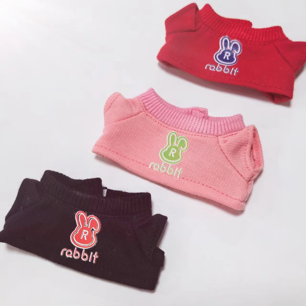 1st-3rd Gen Labubu Labubu Sitting Party Doll Clothes Short-sleeved T-shirt for 1st and 2nd Generation with Labubu Iron-on Rabbit
1st-3rd Gen Labubu Labubu Sitting Party Doll Clothes Short-sleeved T-shirt for 1st and 2nd Generation with Labubu Iron-on Rabbit
