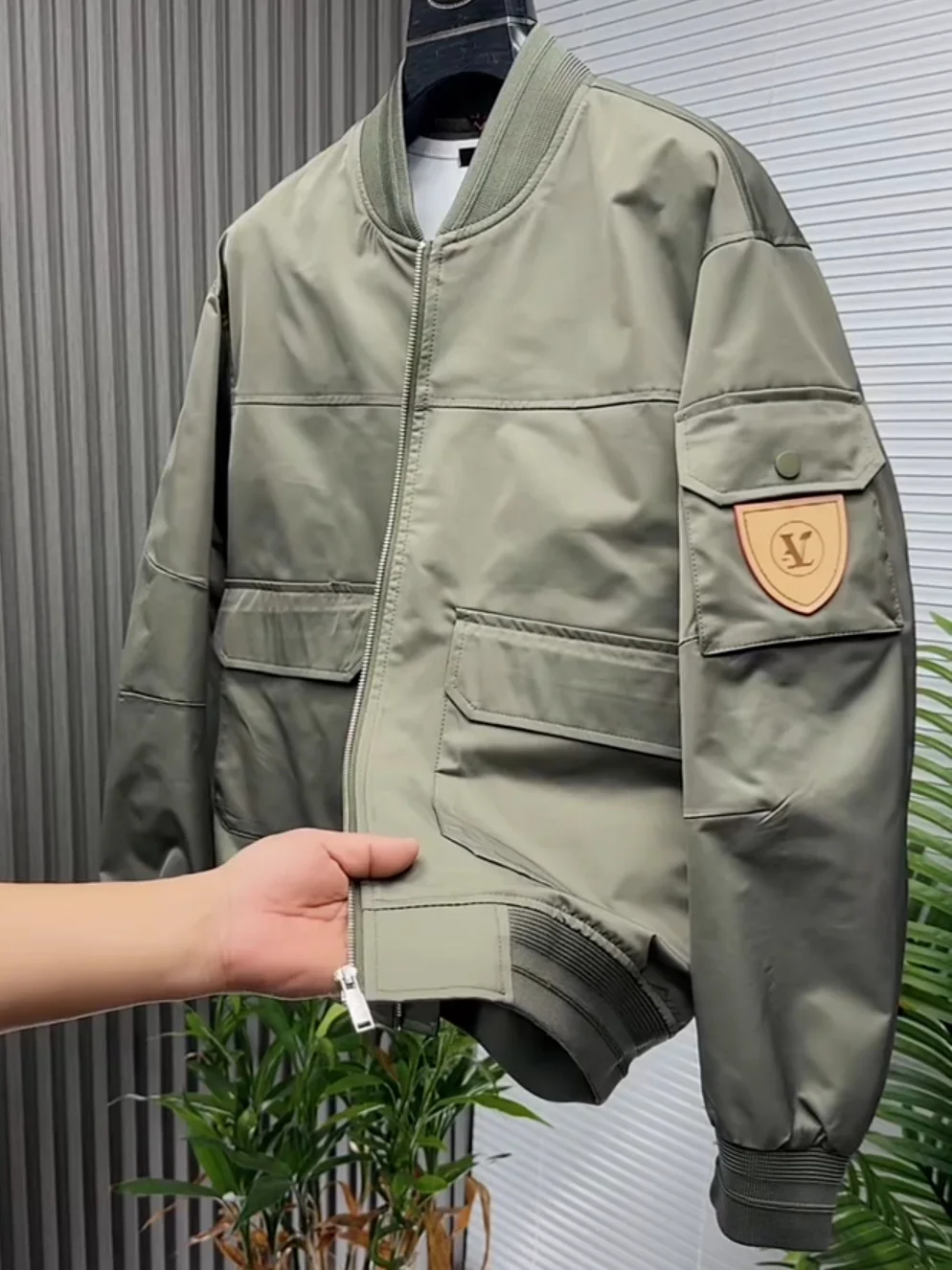 Spring 2026 Men's New Quali Baseball Collar Jaet Outerwear Sli Versatile High-End Personali Haome Stand Fit L...
Spring 2026 Men's New Quali Baseball Collar Jaet Outerwear Sli Versatile High-End Personali Haome Stand Fit L...