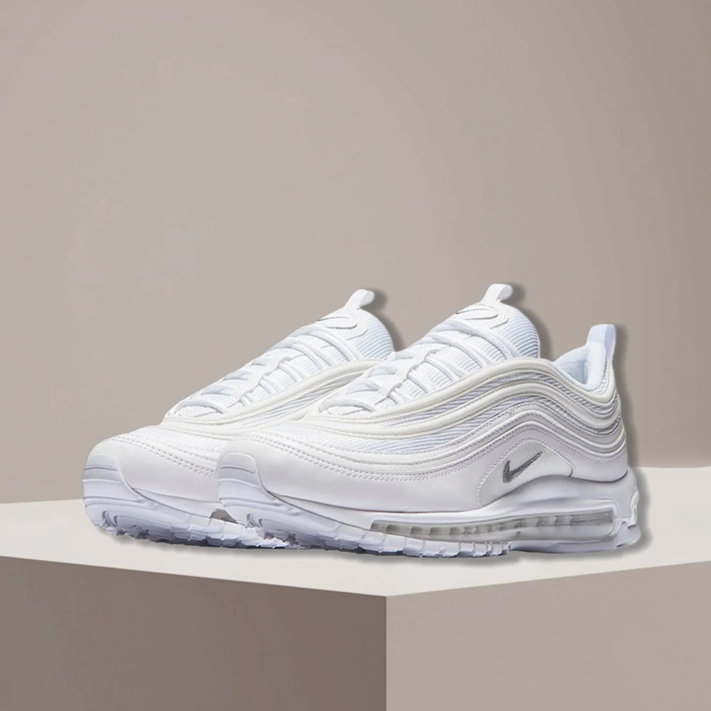 Nike Air Max Cushioned Sneakers - Slip-Resistant, Durable, Shock-Absorbing Casual Shoes for Running Unisex Style 921826-101
Nike Air Max Cushioned Sneakers - Slip-Resistant, Durable, Shock-Absorbing Casual Shoes for Running Unisex Style 921826-101