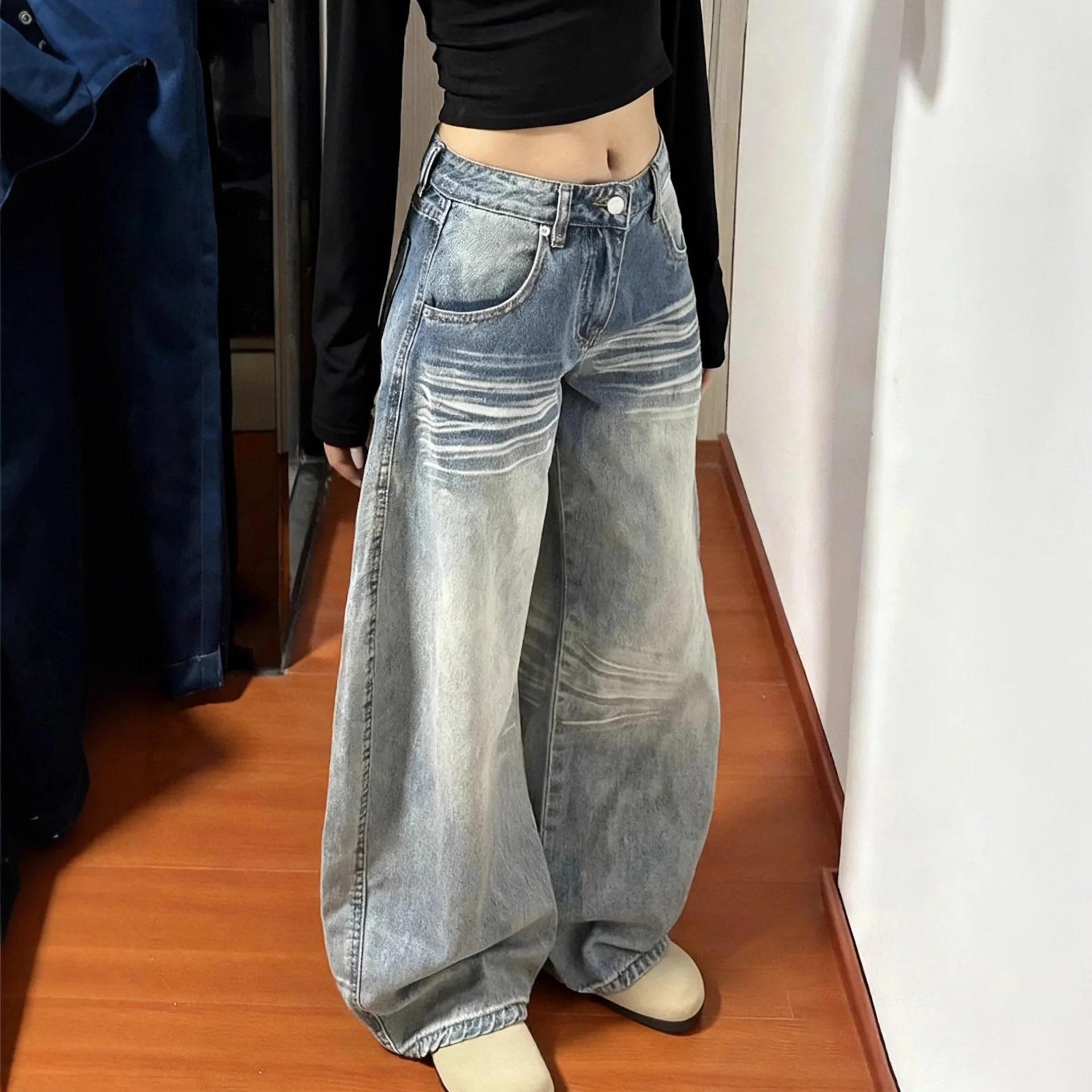 Y2K Loose Straight Leg Jeans Women Trousers Baggy Wide Fit Casual High Waist Retro Washed Vintage Style Women's jeans Jeans
Y2K Loose Straight Leg Jeans Women Trousers Baggy Wide Fit Casual High Waist Retro Washed Vintage Style Women's jeans Jeans
