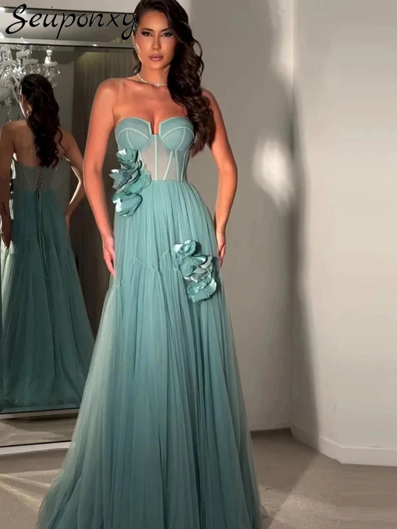 High Quality 2024 New Women'S Sexy Strapless Backless Lace Up Pleated 3D Floral Mesh Long Dress Elegant Ball Party Dress Vestido
High Quality 2024 New Women'S Sexy Strapless Backless Lace Up Pleated 3D Floral Mesh Long Dress Elegant Ball Party Dress Vestido