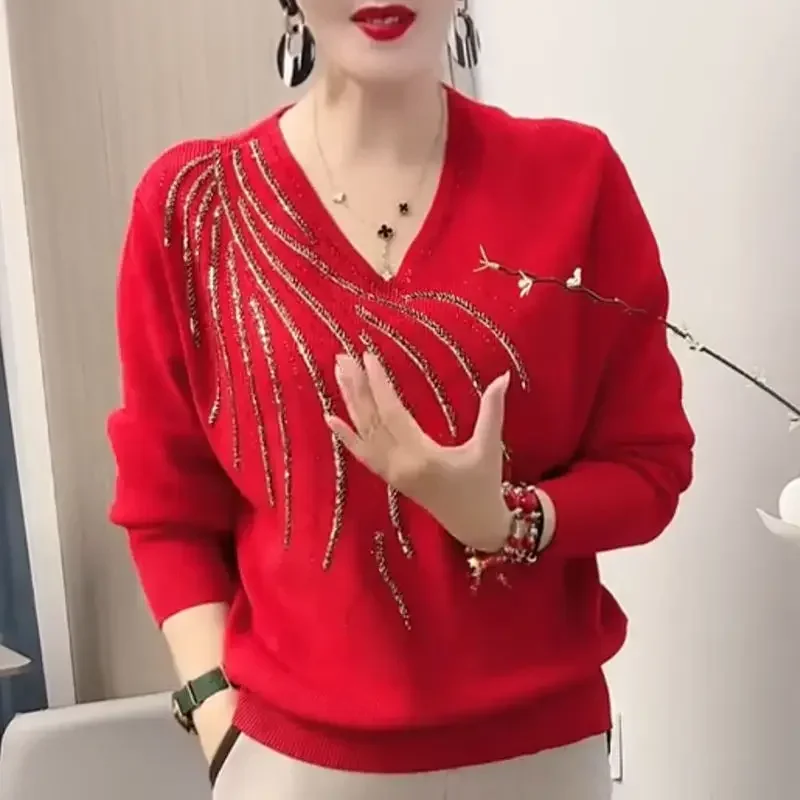 Women Elegant Casual Loose Pullovers Rhinestone Printing All-match Tops Spring Autumn New V-neck Fashion Long Sleeve Sweater
Women Elegant Casual Loose Pullovers Rhinestone Printing All-match Tops Spring Autumn New V-neck Fashion Long Sleeve Sweater