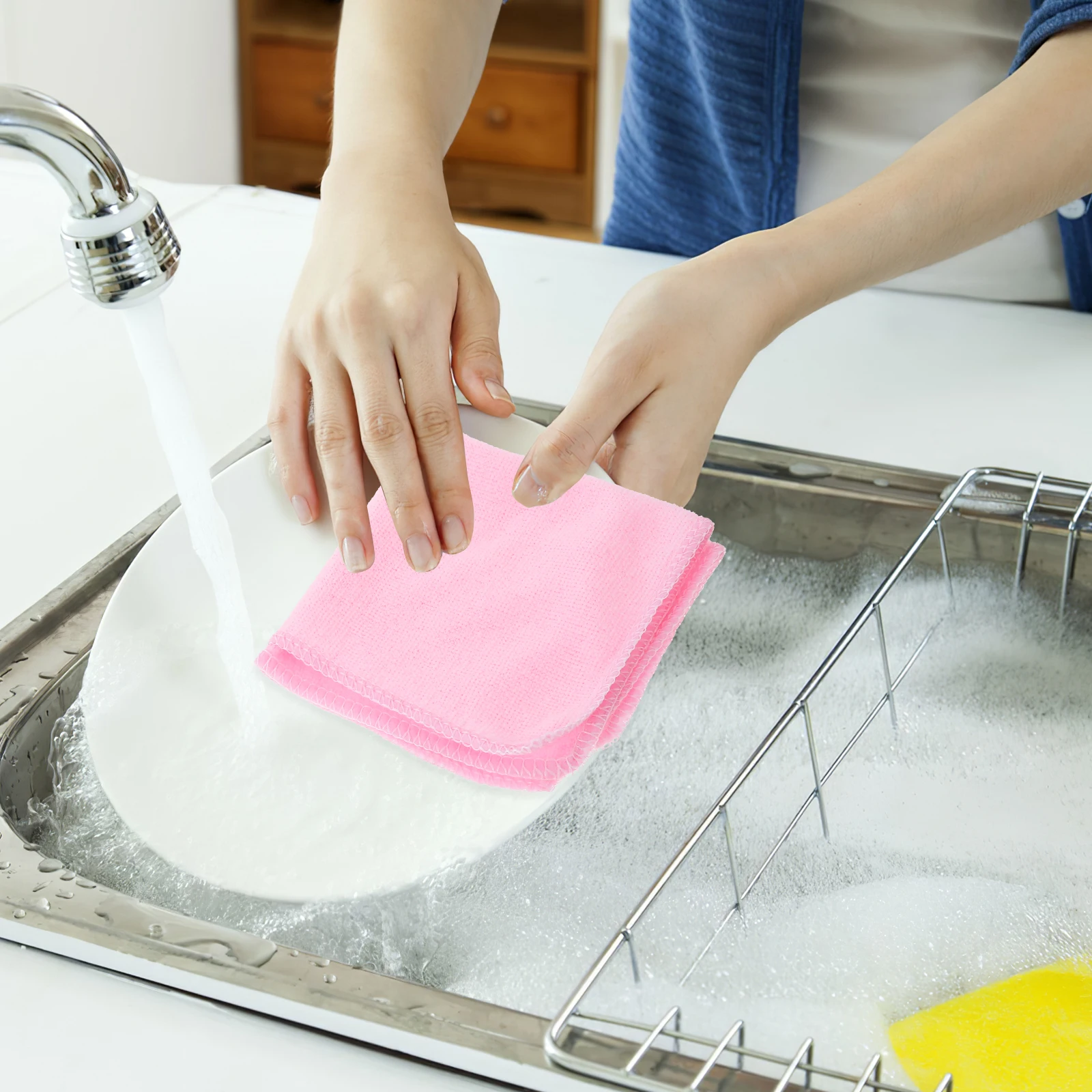 20pcs Microfiber Cleaning Towels Absorbent Kitchen Dish Cloths Water Washable Cloth Fiber Home Use 
20pcs Microfiber Cleaning Towels Absorbent Kitchen Dish Cloths Water Washable Cloth Fiber Home Use