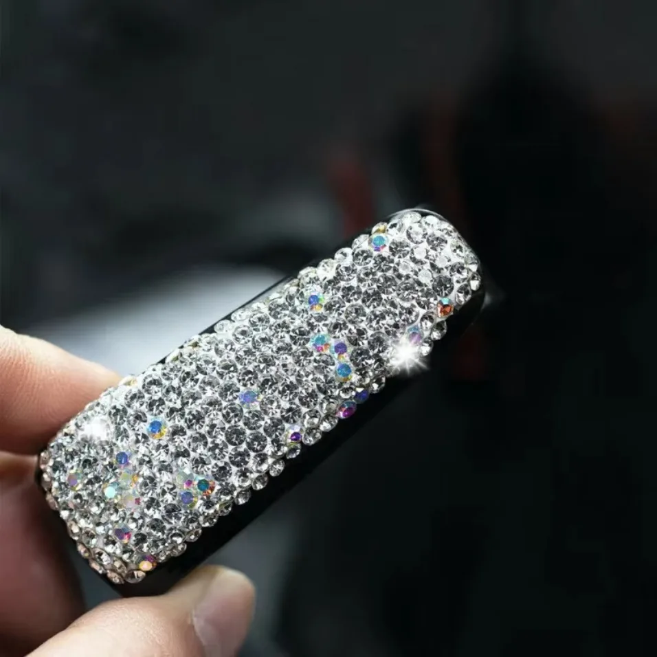 Автомобильный солнцезащитный козырек, солнцезащитные очки, держатель для очков, зажим, блестящие аксессуары со стразами, 1 шт.
Автомобильный солнцезащитный козырек, солнцезащитные очки, держатель для очков, зажим, блестящие аксессуары со стразами, 1 шт.