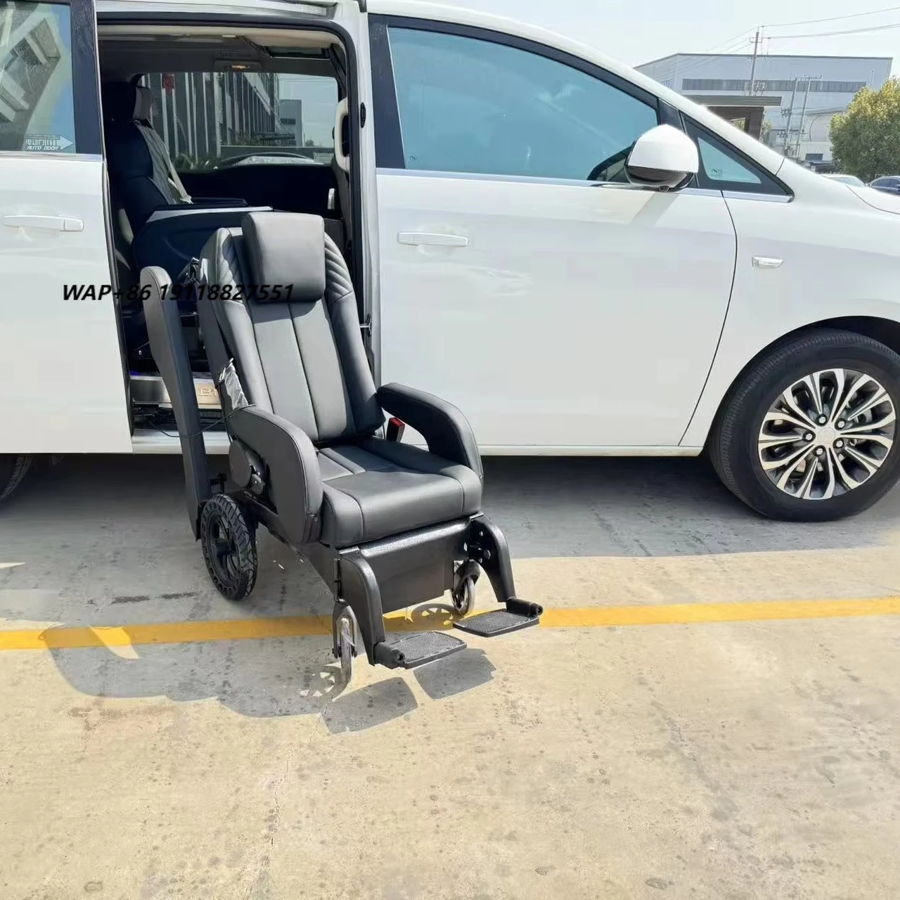 YLD Electric Car Seat Logo Customised 360 Degree Rotating Disabled Car Seat With Slide Rail
YLD Electric Car Seat Logo Customised 360 Degree Rotating Disabled Car Seat With Slide Rail