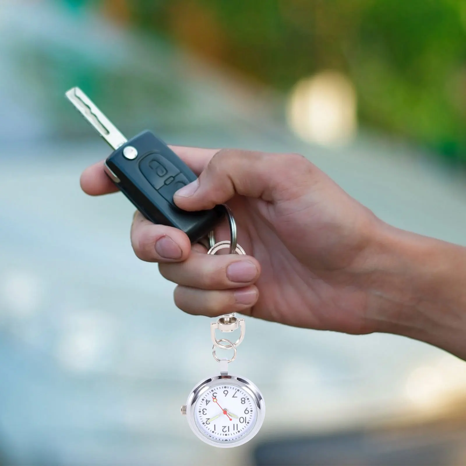 Pocket Watch Keychain Alloy Nurse Watch Vintage Key Ring Large Dial Quartz Strap Clip Gift Practical Car Keys Medical Occasions
Pocket Watch Keychain Alloy Nurse Watch Vintage Key Ring Large Dial Quartz Strap Clip Gift Practical Car Keys Medical Occasions