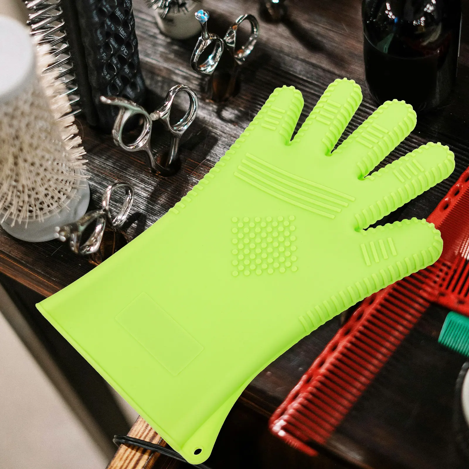 Heat Resistant Silicone Gloves for Hair Styling Cooking Baking Barbecue Grilling Oven Mitts Large Fit Non Slip Raised Dots
Heat Resistant Silicone Gloves for Hair Styling Cooking Baking Barbecue Grilling Oven Mitts Large Fit Non Slip Raised Dots