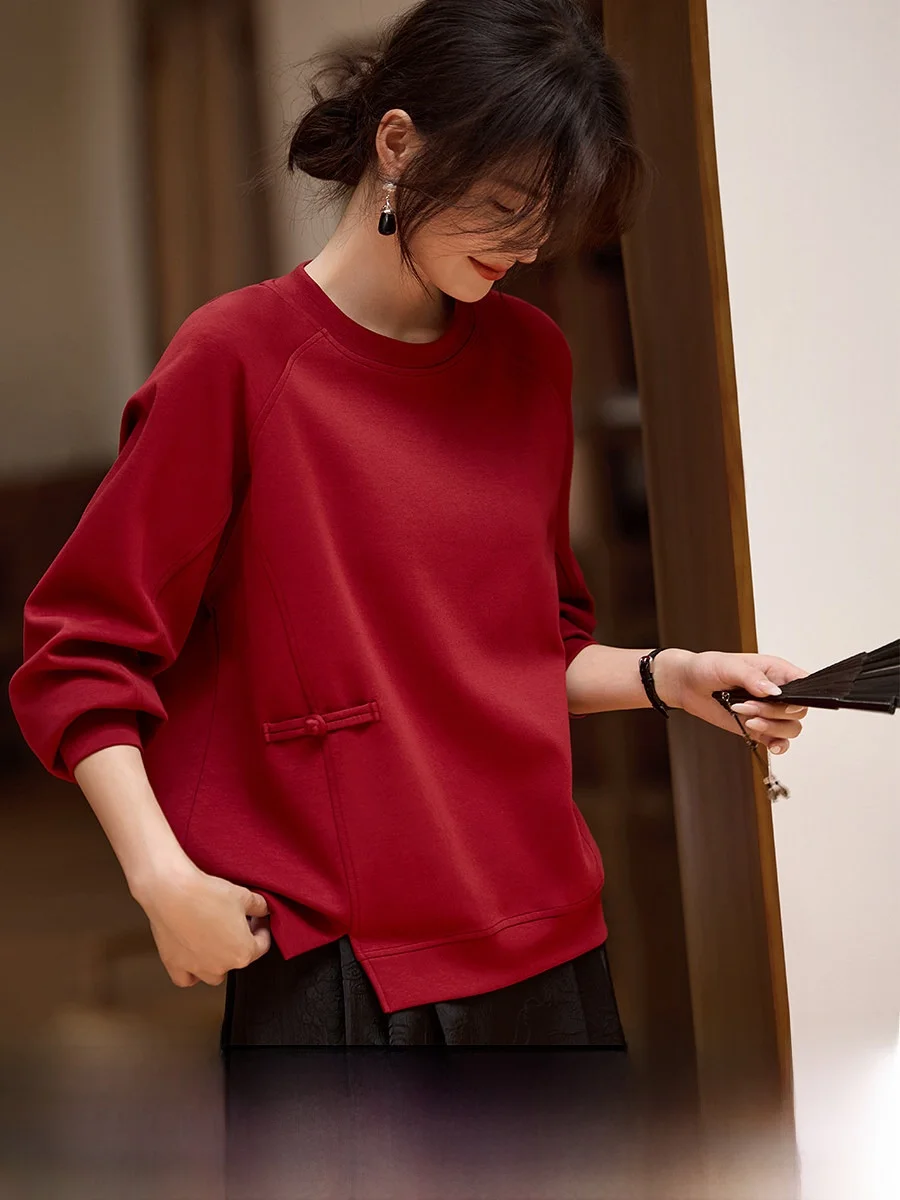 Red Wedding Banquet Slimming round Neck Chinese Style Sweatshirt Women's Spring Fashionable Top with Button Detail
Red Wedding Banquet Slimming round Neck Chinese Style Sweatshirt Women's Spring Fashionable Top with Button Detail
