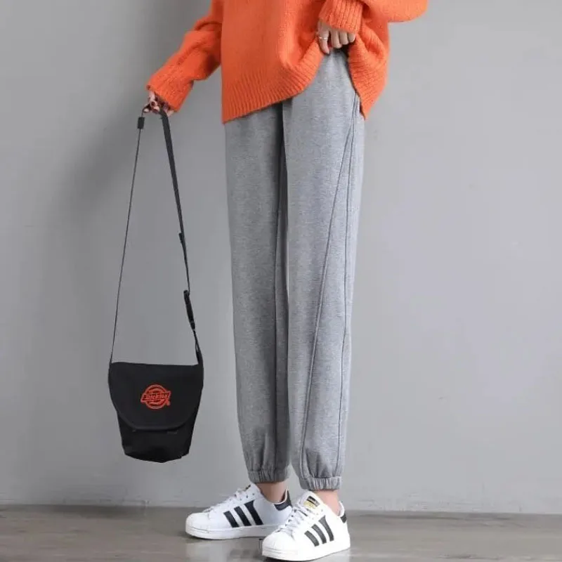 Korean Casual Sports Style Three Color Pants Pockets Feet Pants Simple Modify Leg Shape Ankle Length Pants Slim Women's Clothing
Korean Casual Sports Style Three Color Pants Pockets Feet Pants Simple Modify Leg Shape Ankle Length Pants Slim Women's Clothing