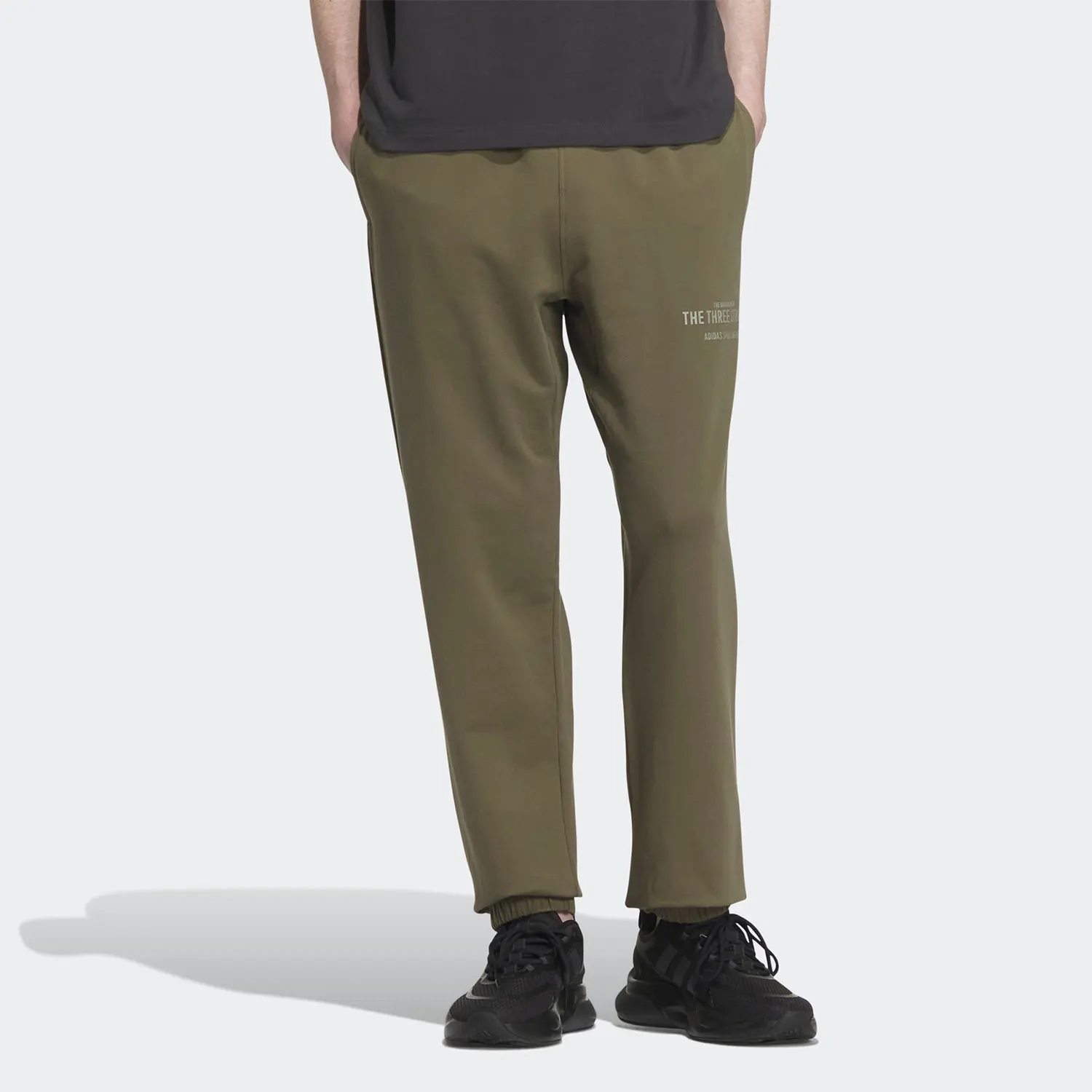 Adidas Original Sport Training Мужские дышащие трикотажные брюки с манжетами IP3928
Adidas Original Sport Training Мужские дышащие трикотажные брюки с манжетами IP3928