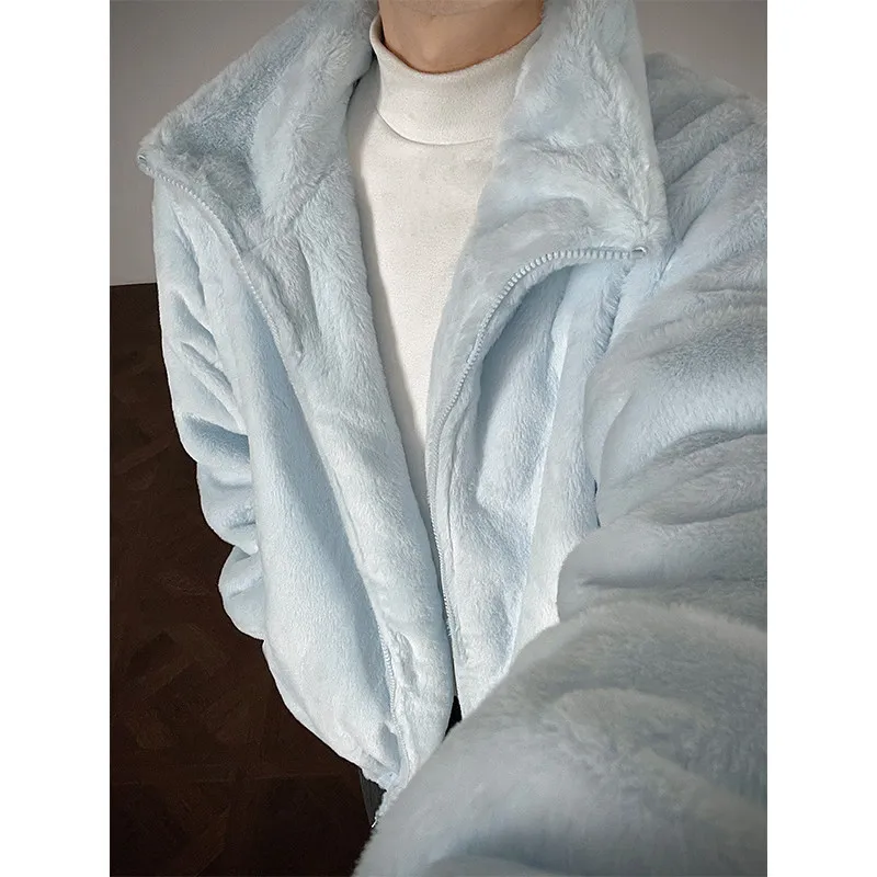 Корейская мягкая утепленная куртка из кроличьего меха для мужчин, зимняя новинка 2025 года, высококачественная, экологичная, длинная, с эффектом меха.
Корейская мягкая утепленная куртка из кроличьего меха для мужчин, зимняя новинка 2025 года, высококачественная, экологичная, длинная, с эффектом меха.