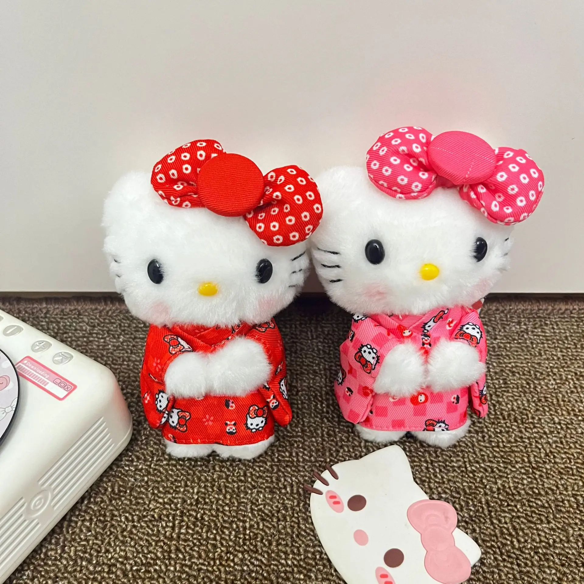Kawaii Hello Kitty Limited кимоно серии плюшевый рюкзак кулон аниме Sanrio Girly Heart милые плюшевые игрушки брелок подарок для девочек
Kawaii Hello Kitty Limited кимоно серии плюшевый рюкзак кулон аниме Sanrio Girly Heart милые плюшевые игрушки брелок подарок для девочек